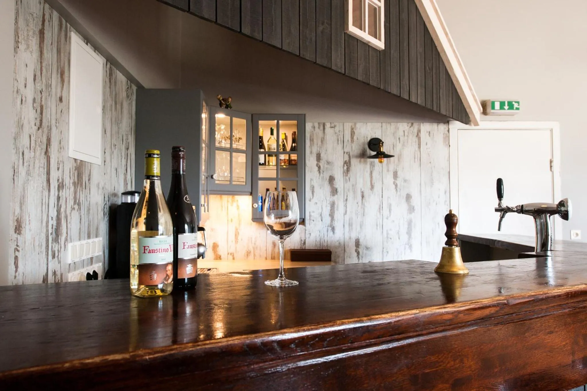 Restaurant/places to eat in Dalakot Búdardal