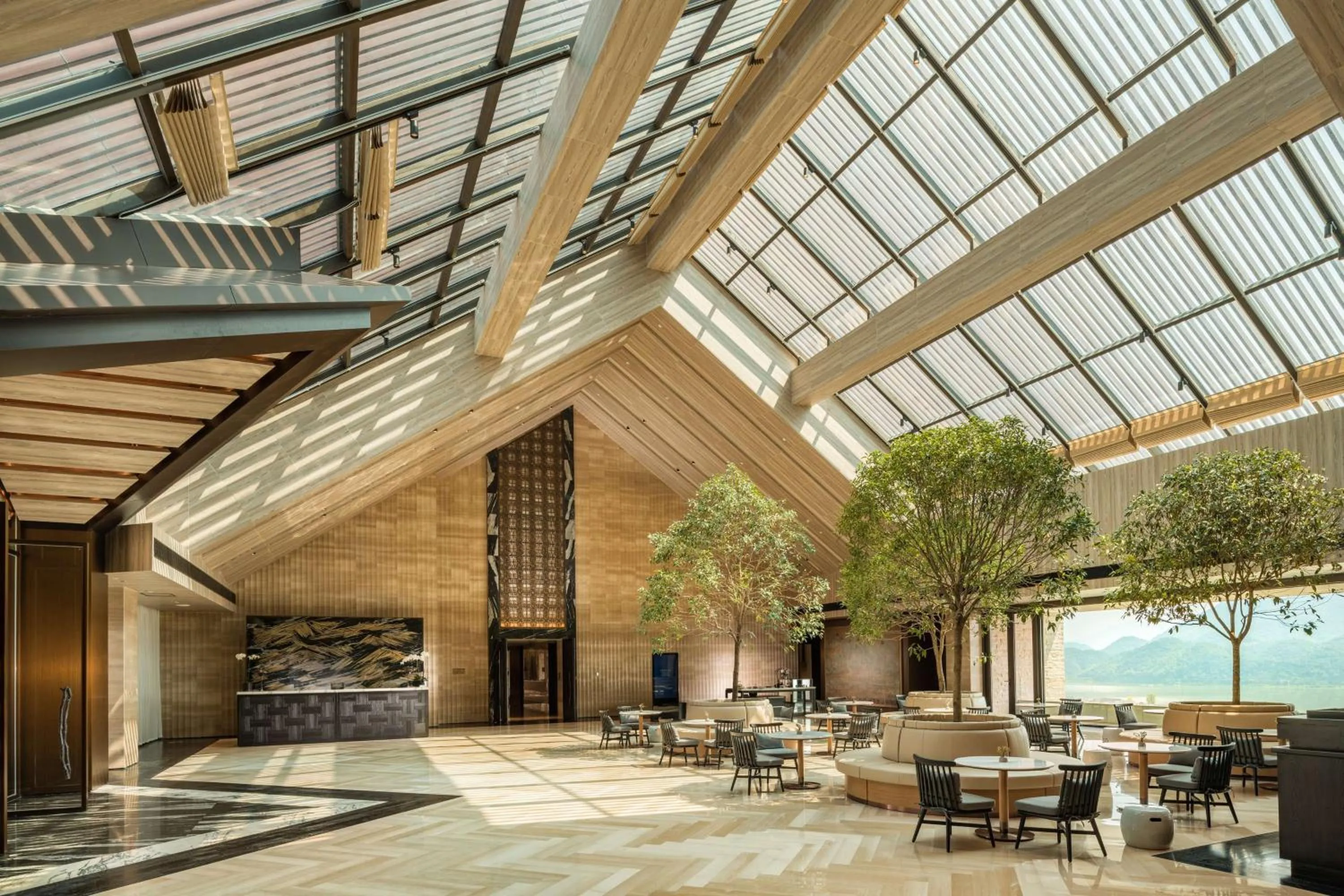 Lobby or reception in Conrad Hangzhou Tonglu