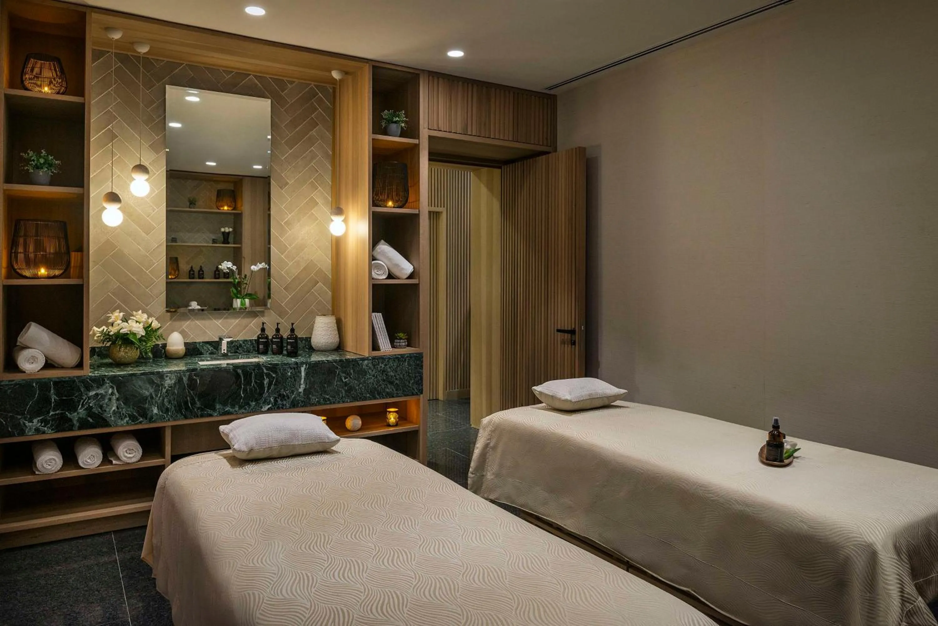 Sports, Bed in Canopy By Hilton Cancun La Isla