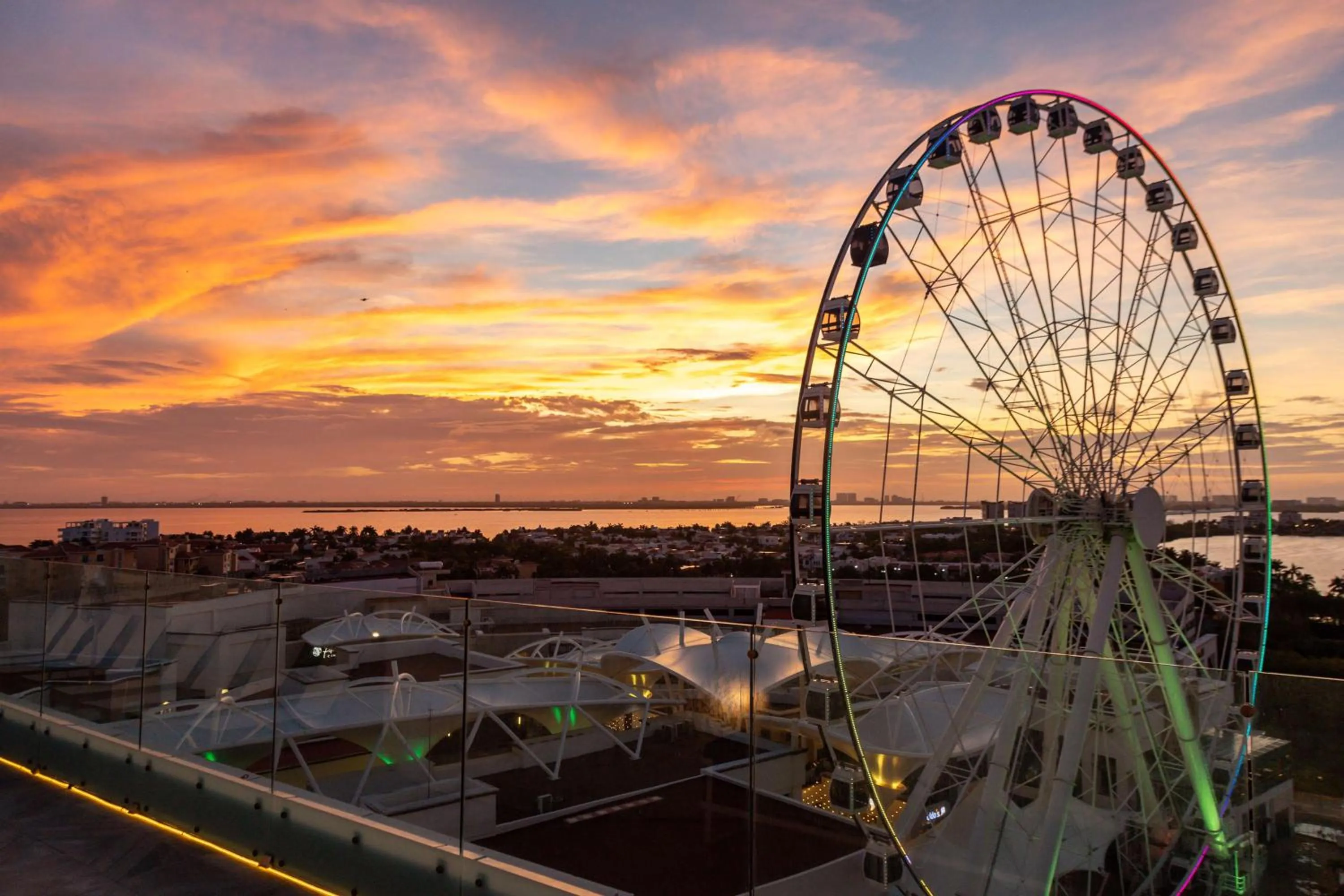 Patio in Canopy By Hilton Cancun La Isla