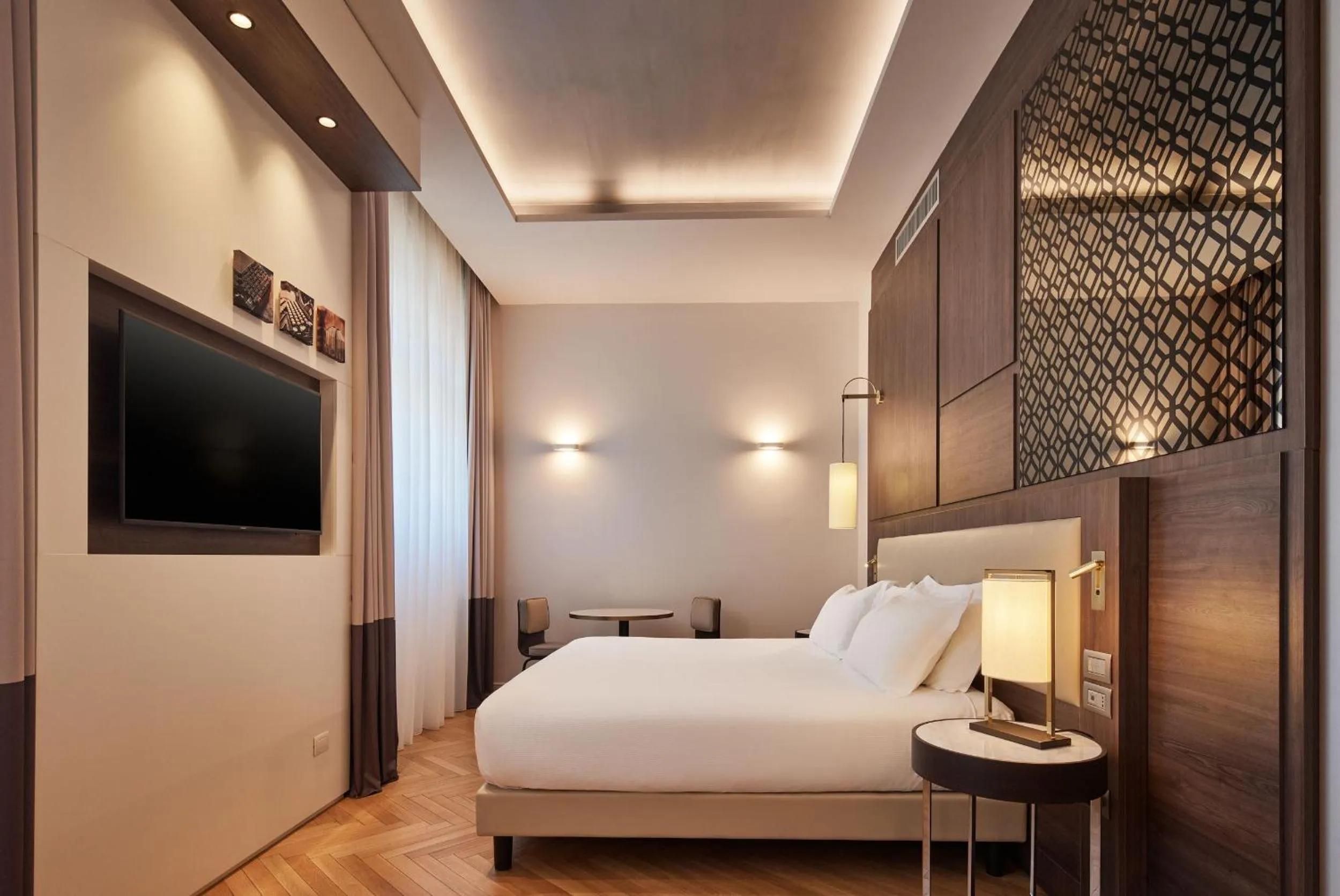 Bedroom, Bed in DoubleTree By Hilton Trieste