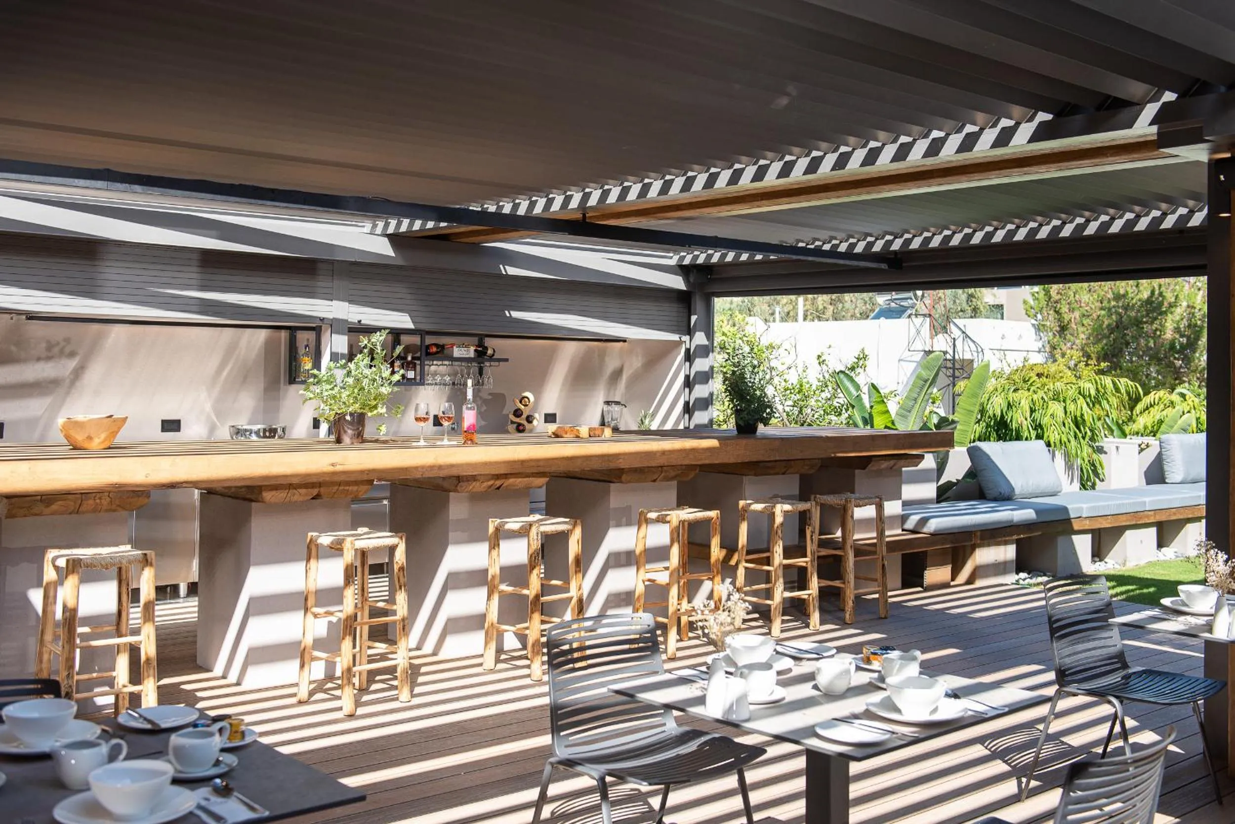 Lounge or bar in Pilot Amphora Boutique Hotel "Adults Only"