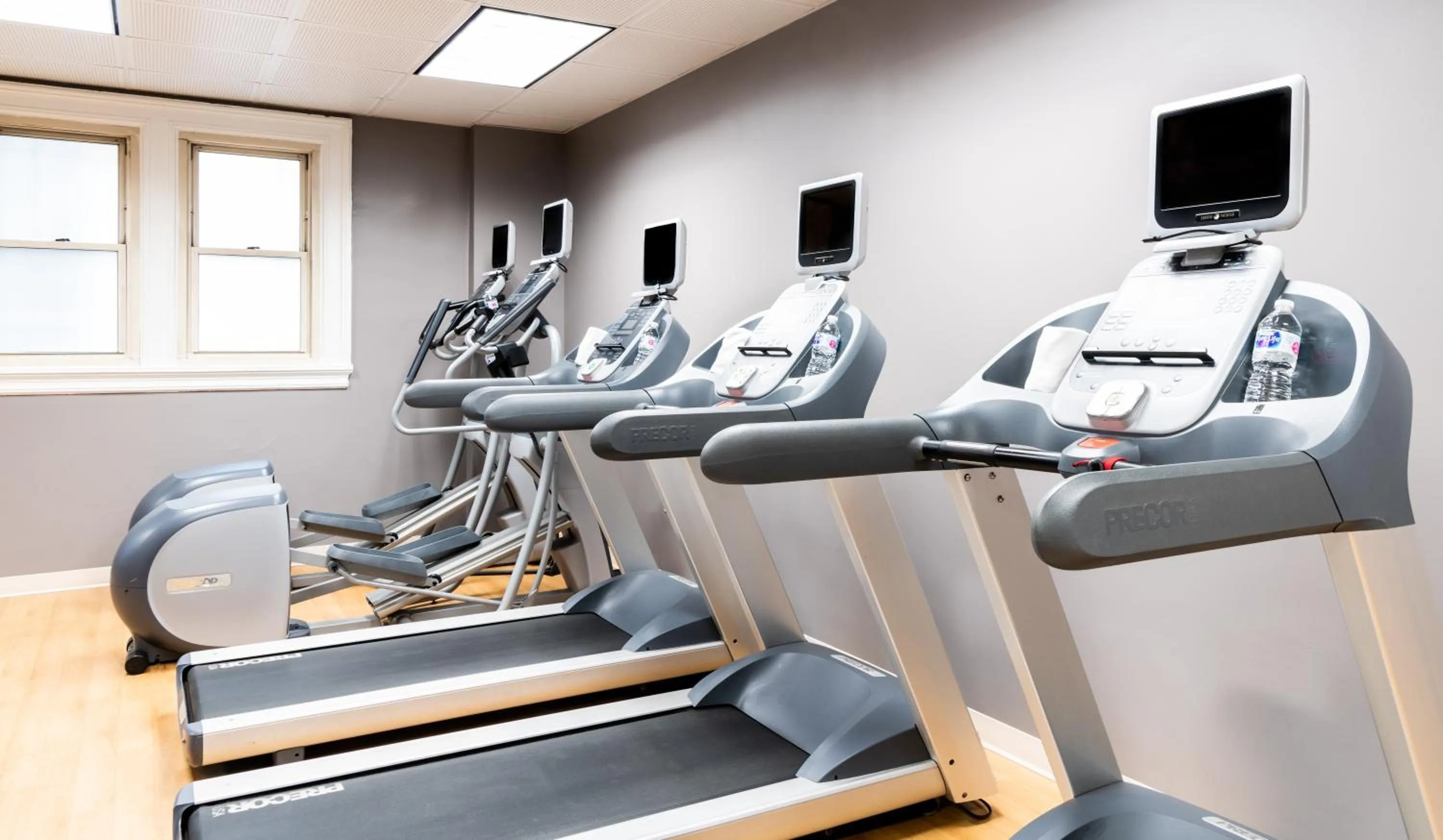 Fitness centre/facilities in The Churchill Hotel Near Embassy Row
