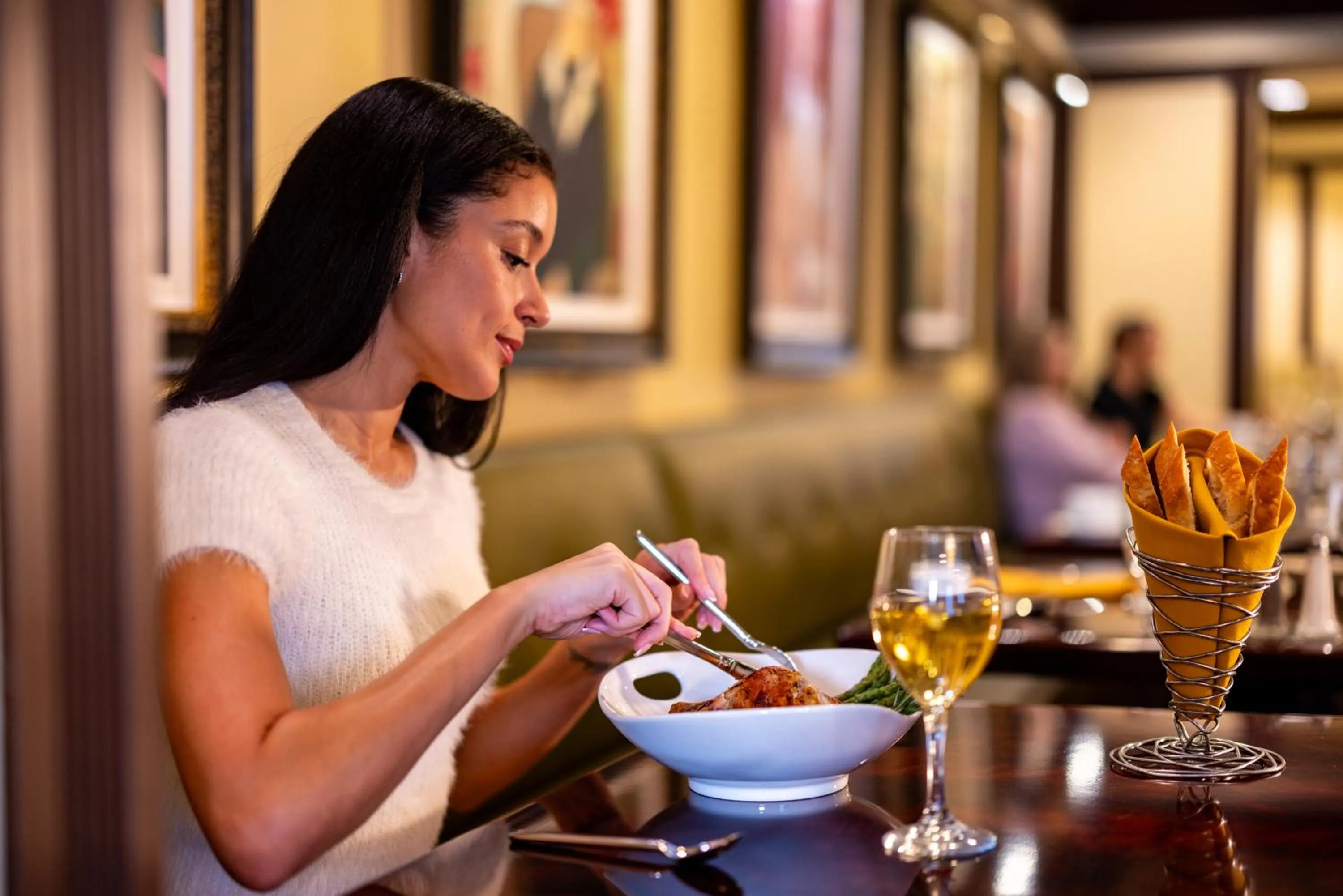 Food in The Churchill Hotel Near Embassy Row