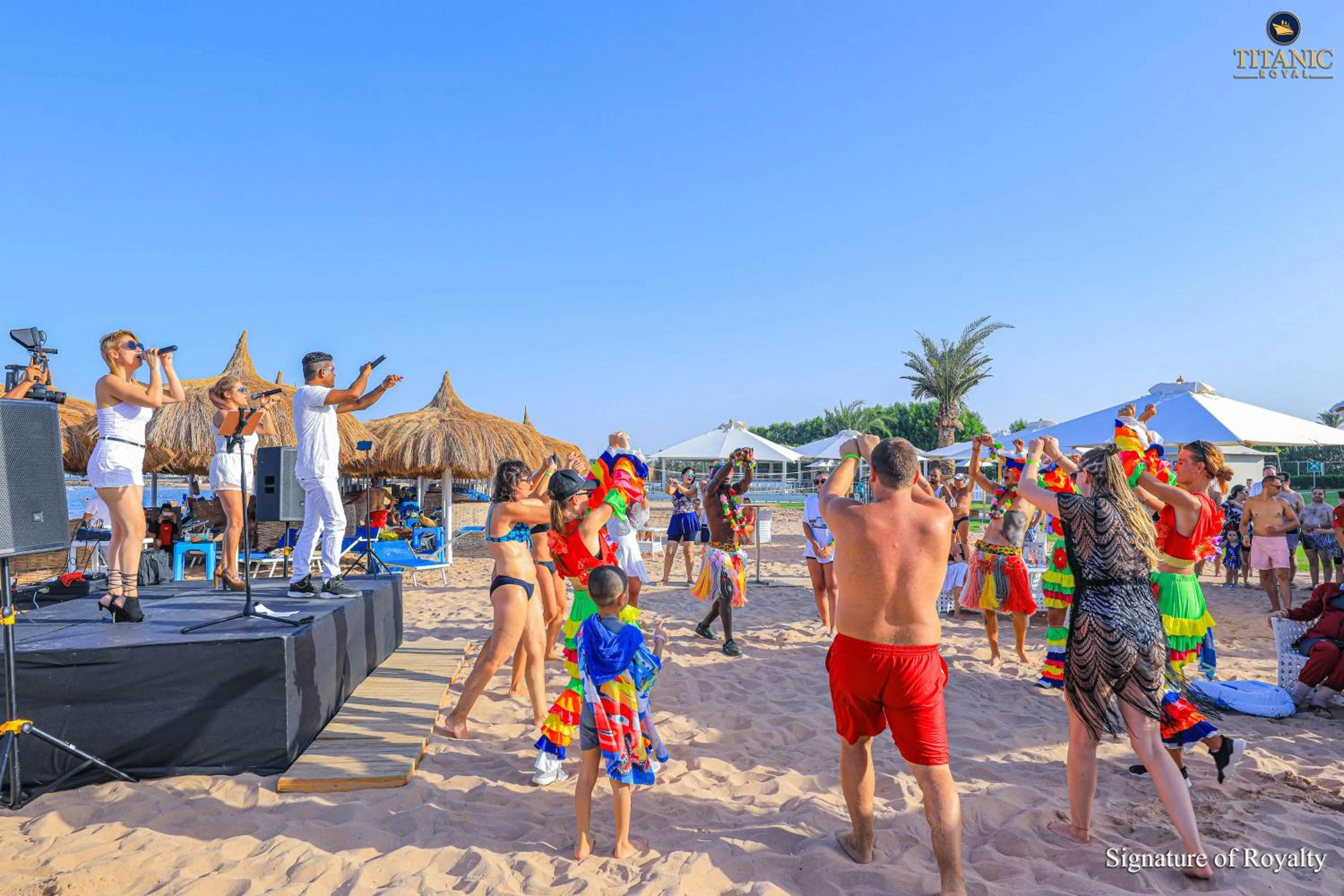 Beach in Titanic Royal-Families and Couples only