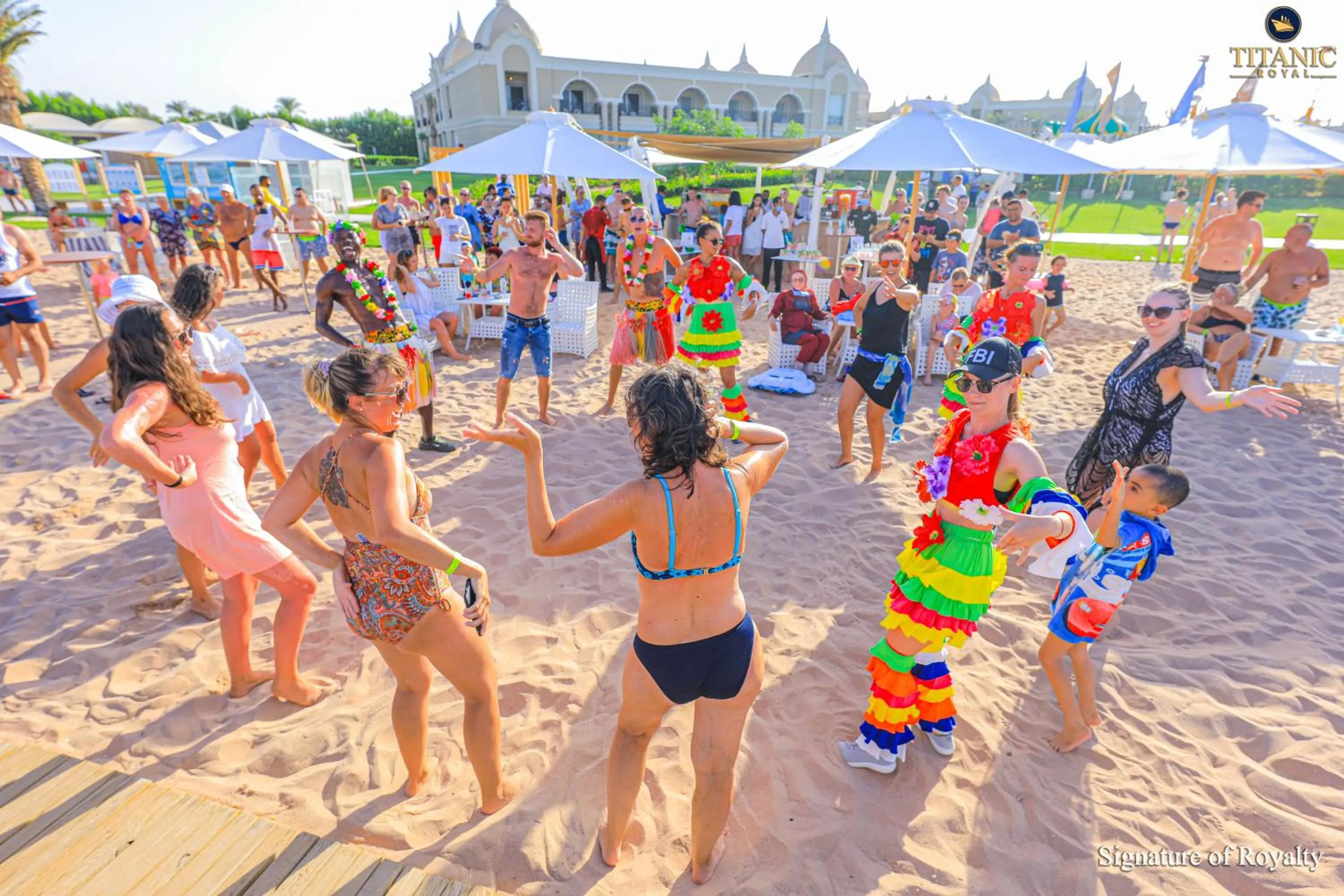 Beach in Titanic Royal-Families and Couples only