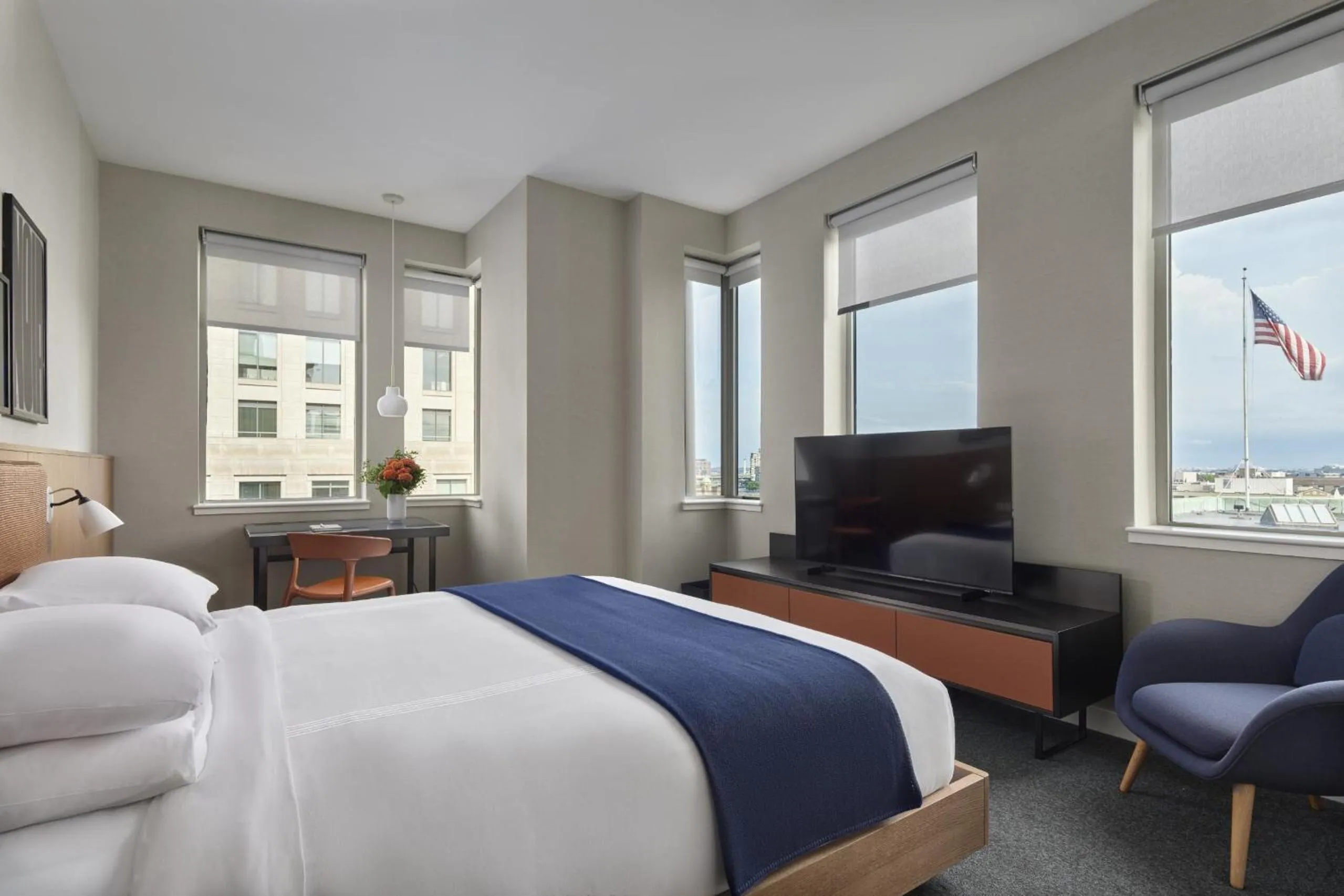 Bed in Hotel AKA Back Bay