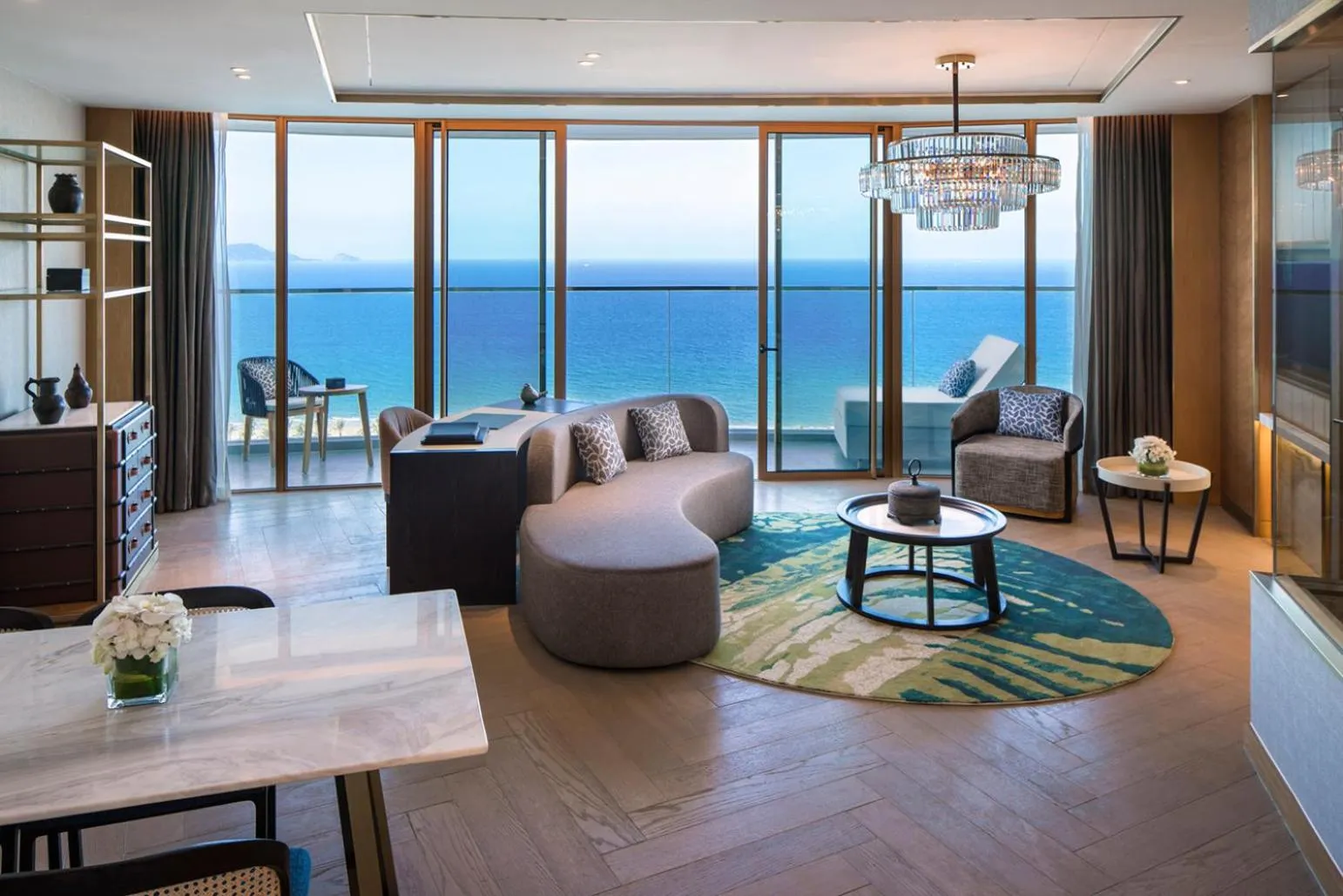 Living room in Mövenpick Resort Cam Ranh