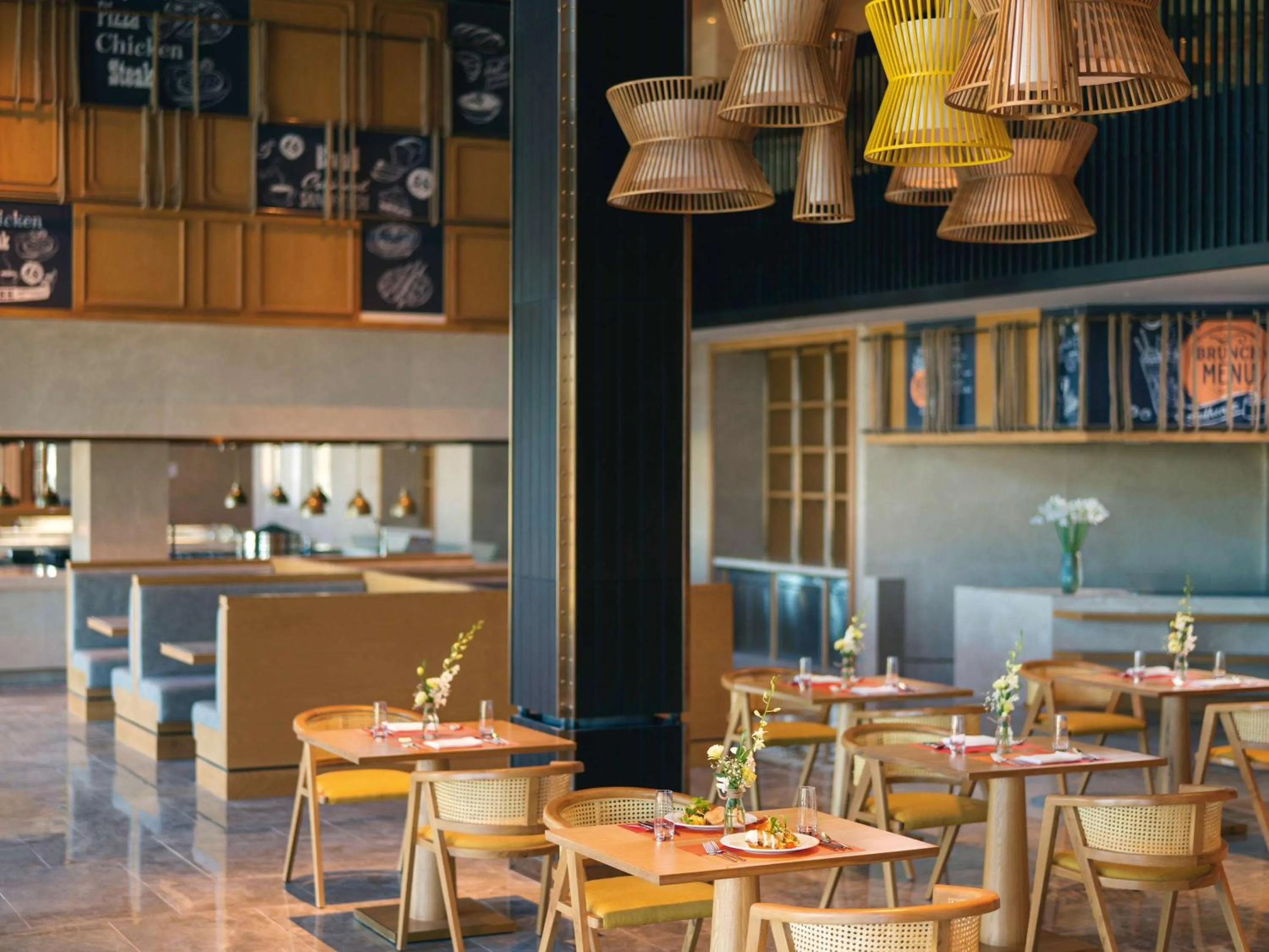 Restaurant/places to eat in Mövenpick Resort Cam Ranh