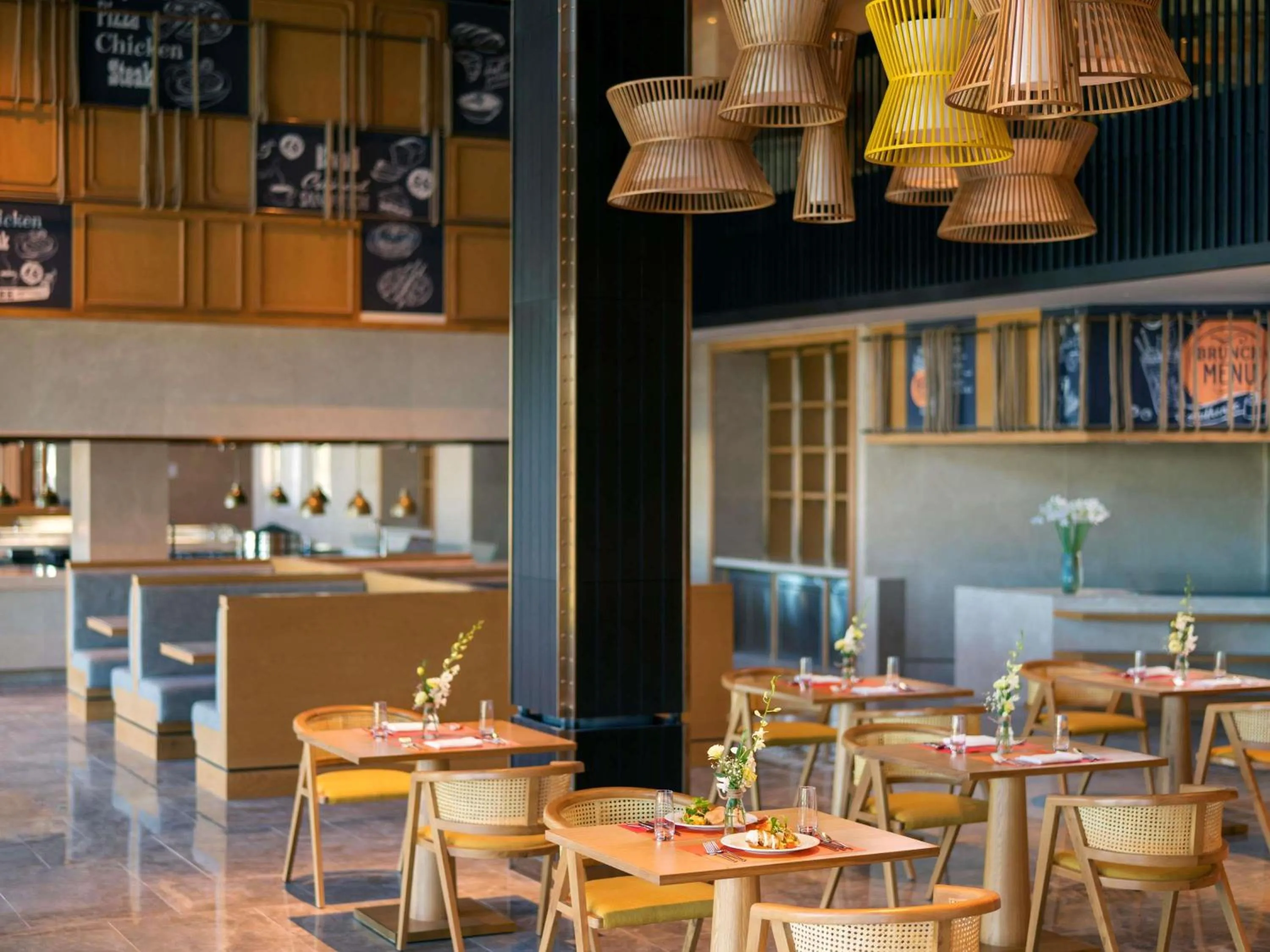 Restaurant/places to eat in Mövenpick Resort Cam Ranh