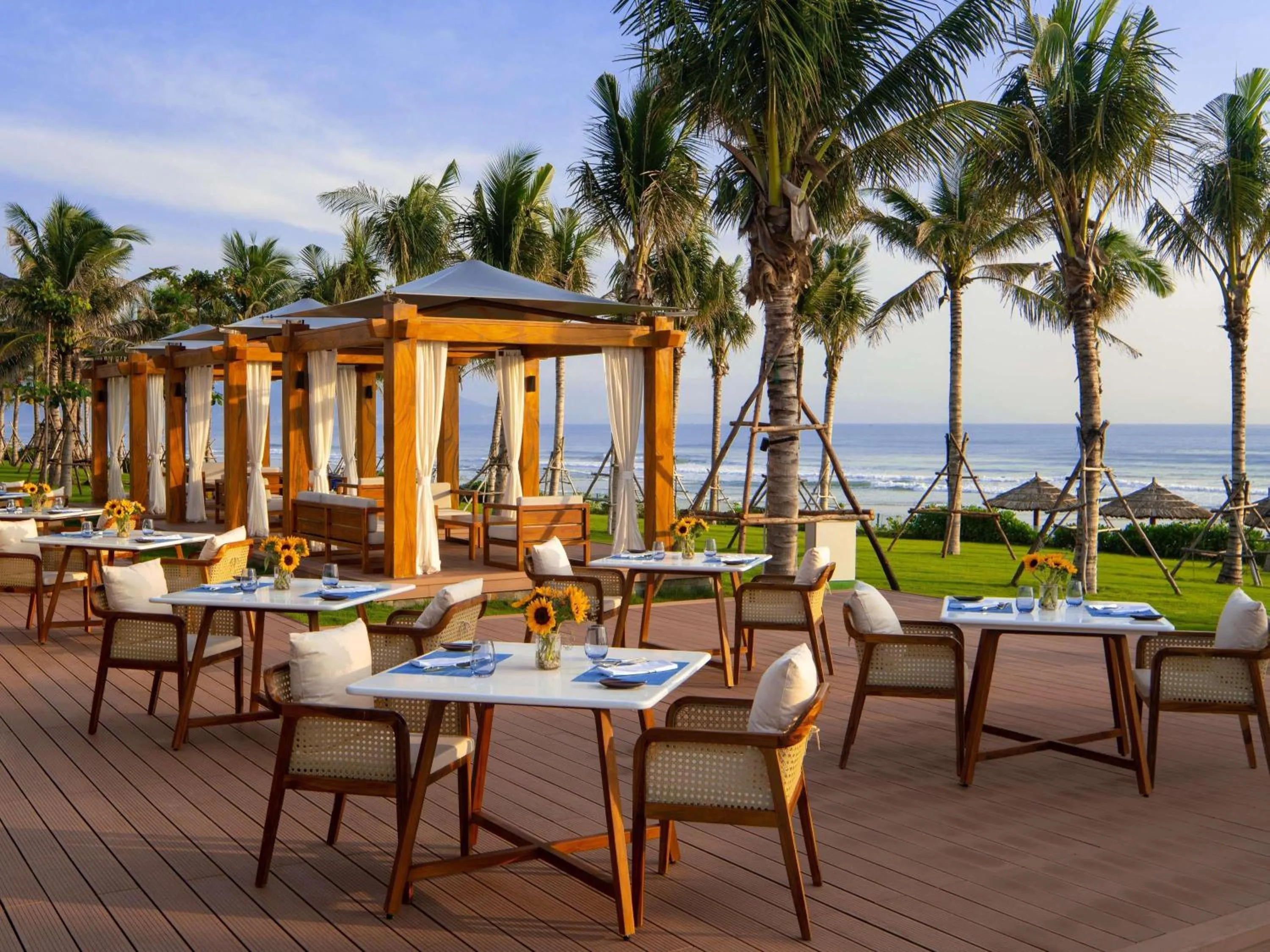 Restaurant/places to eat in Mövenpick Resort Cam Ranh