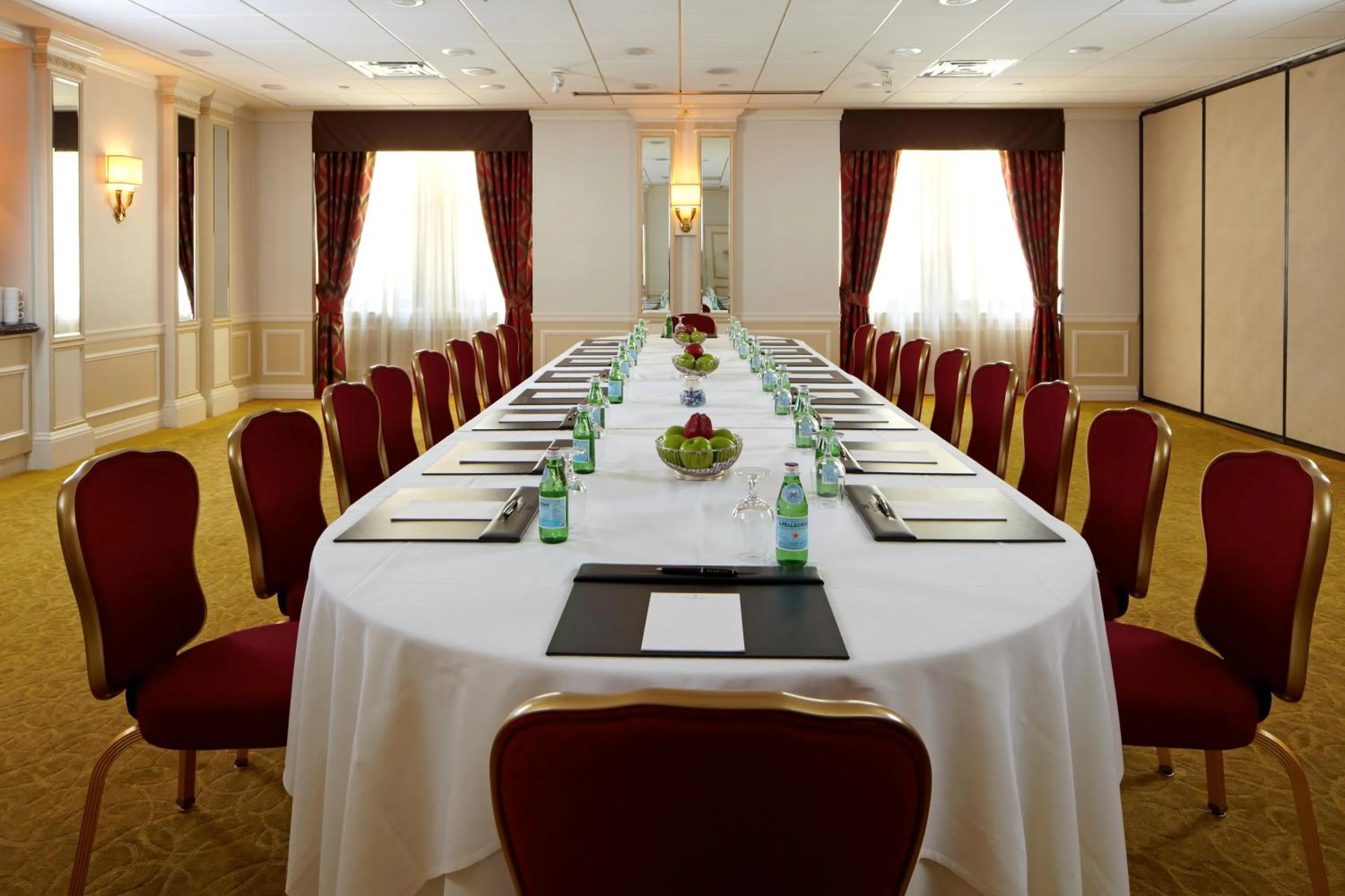Business facilities in Warwick New York