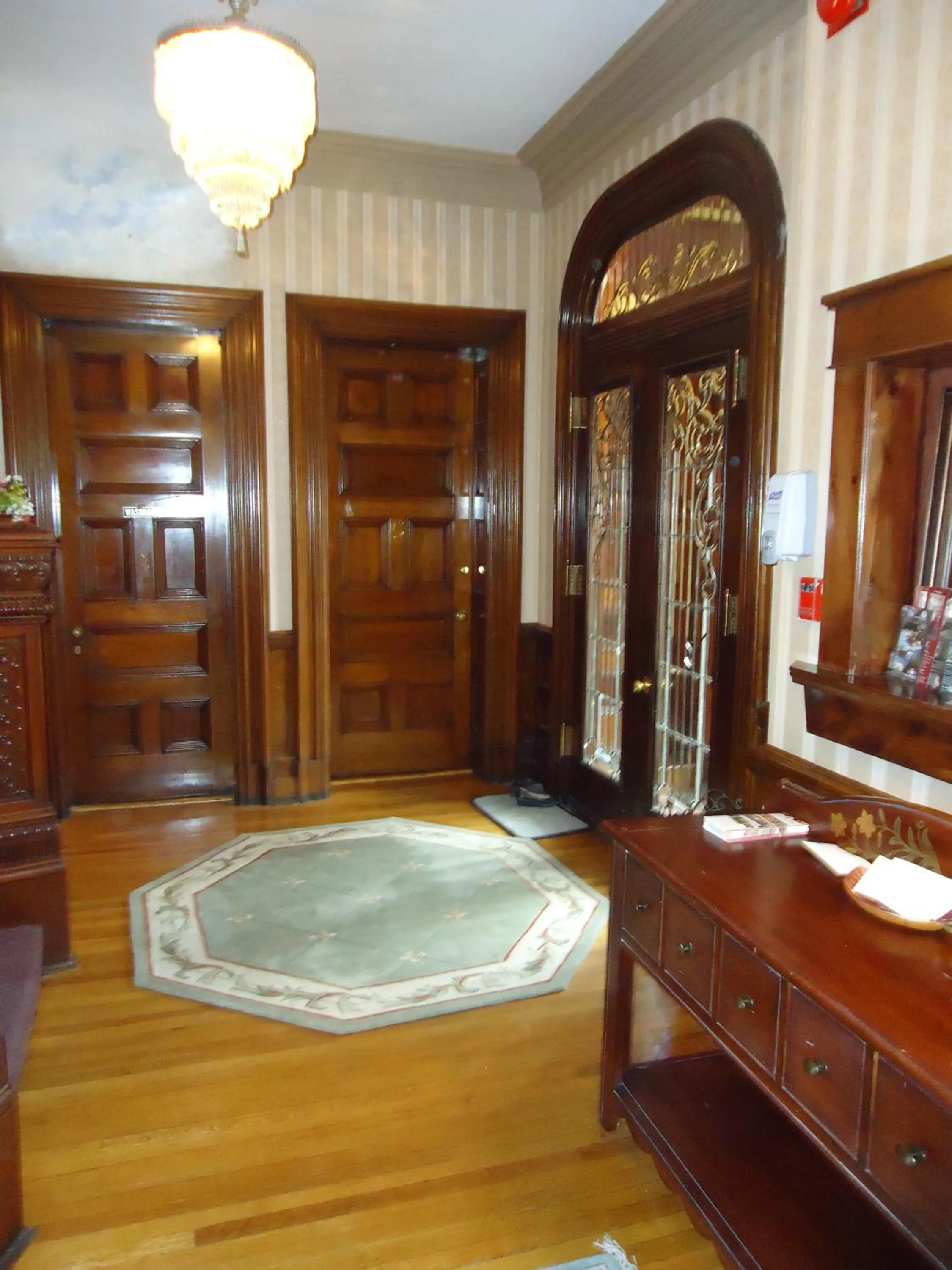 Lobby or reception in Chipman Hill Suites - Sydney Street