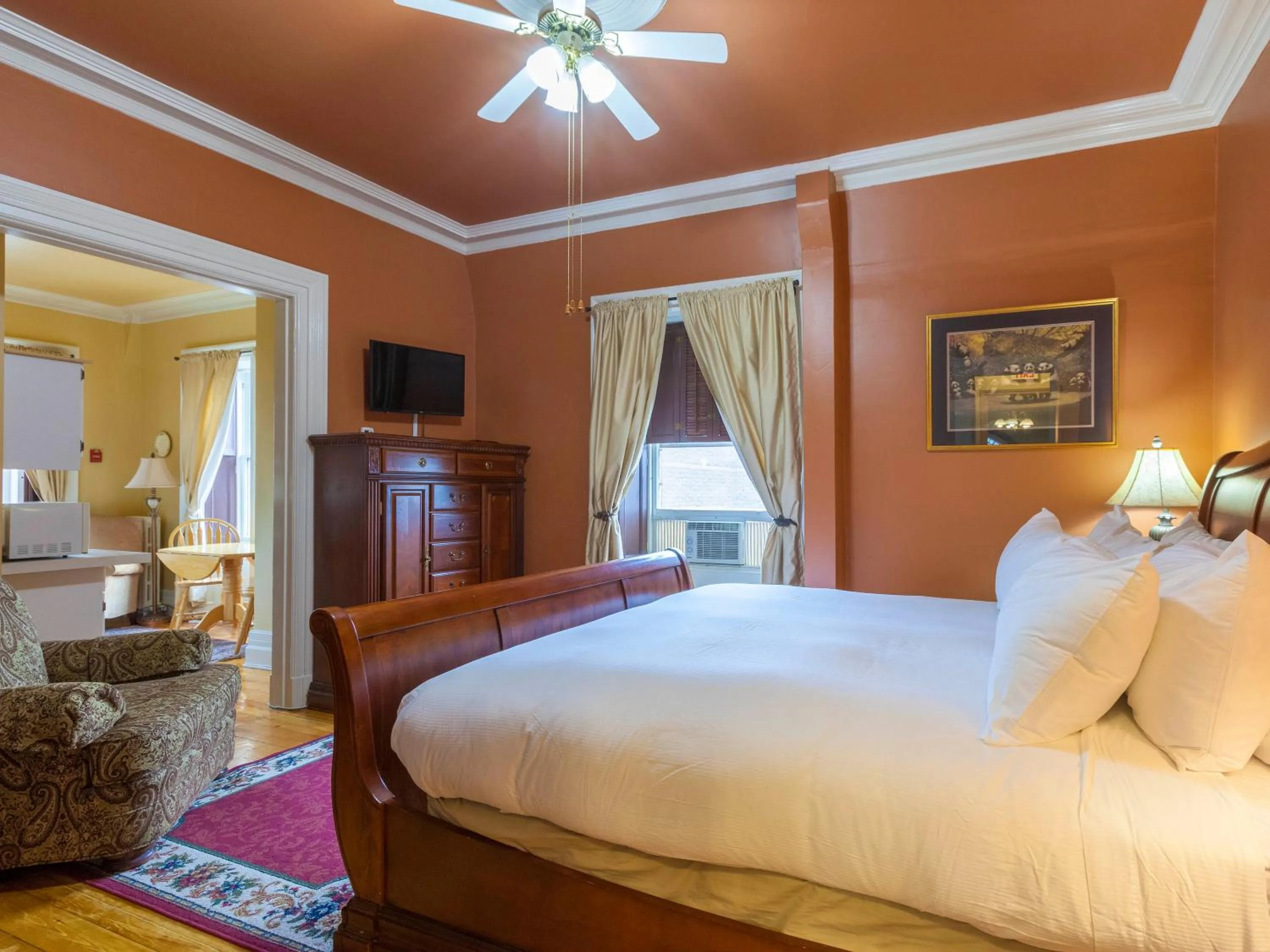 Bedroom in Chipman Hill Suites - Sydney Street