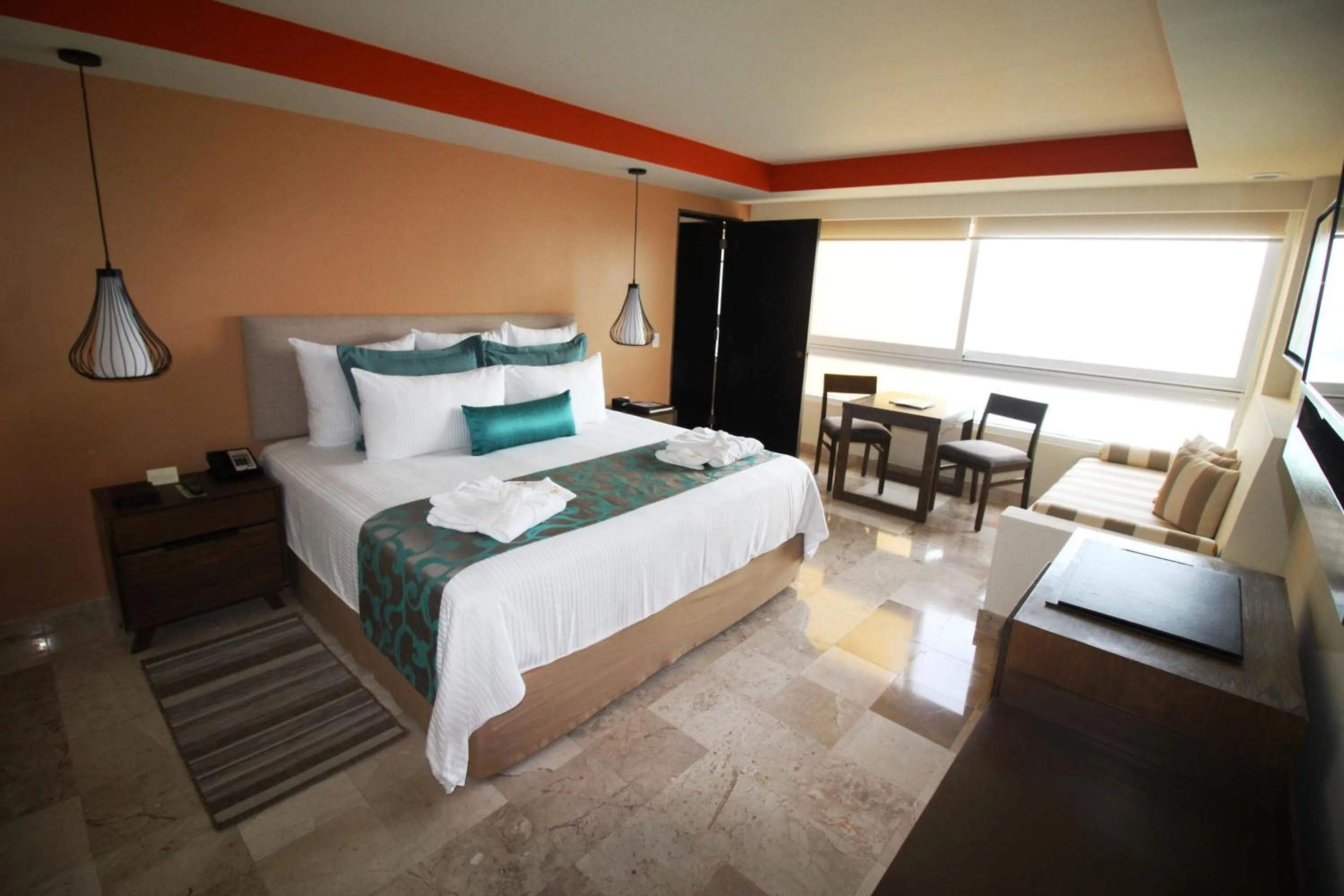 Bedroom, Bed in Dreams Sands Cancun Resort & Spa