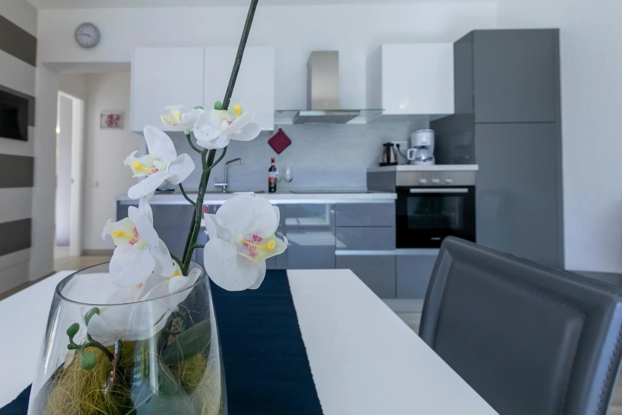 Coffee/tea facilities in La Collinetta Apartments