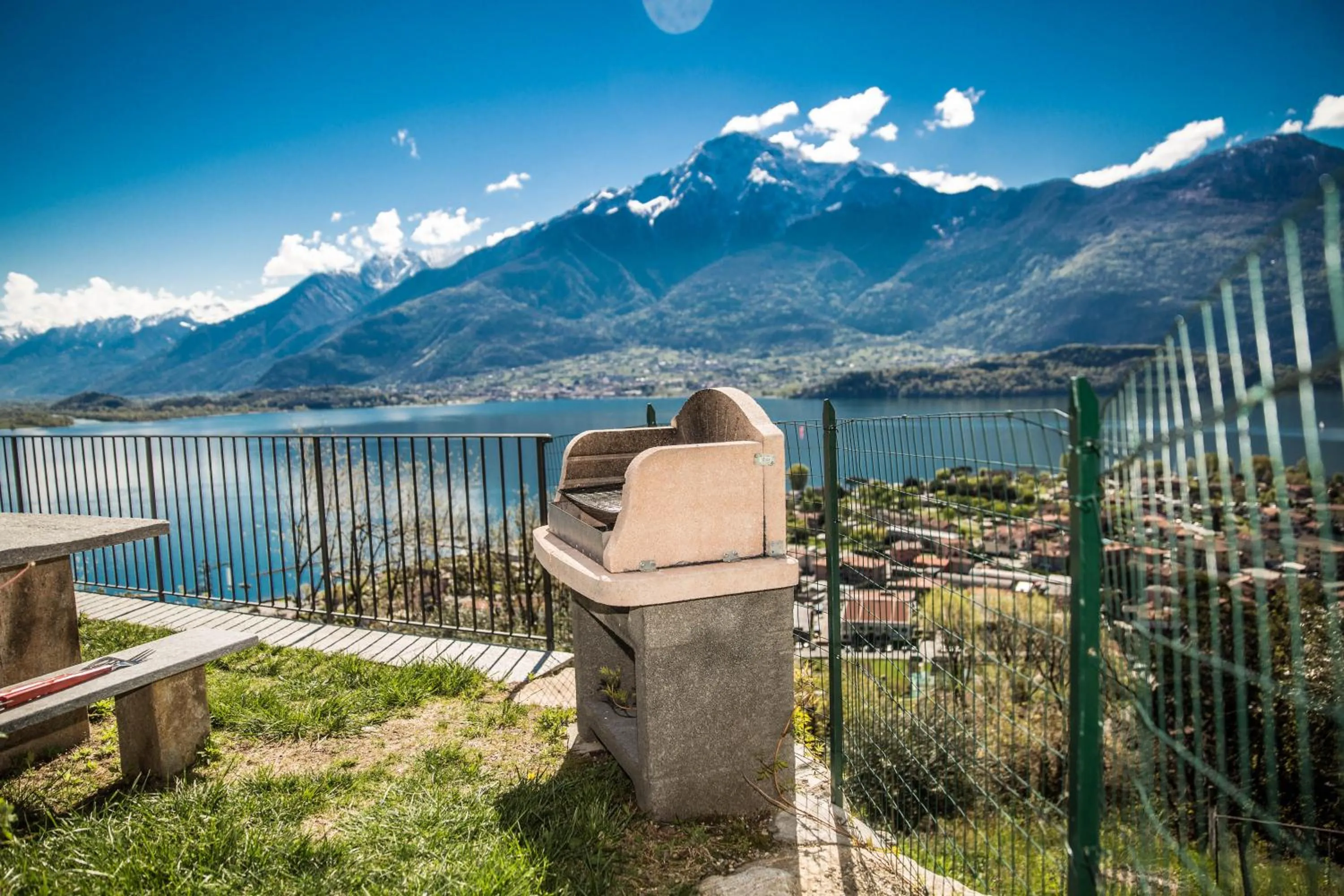 BBQ facilities in La Collinetta Apartments