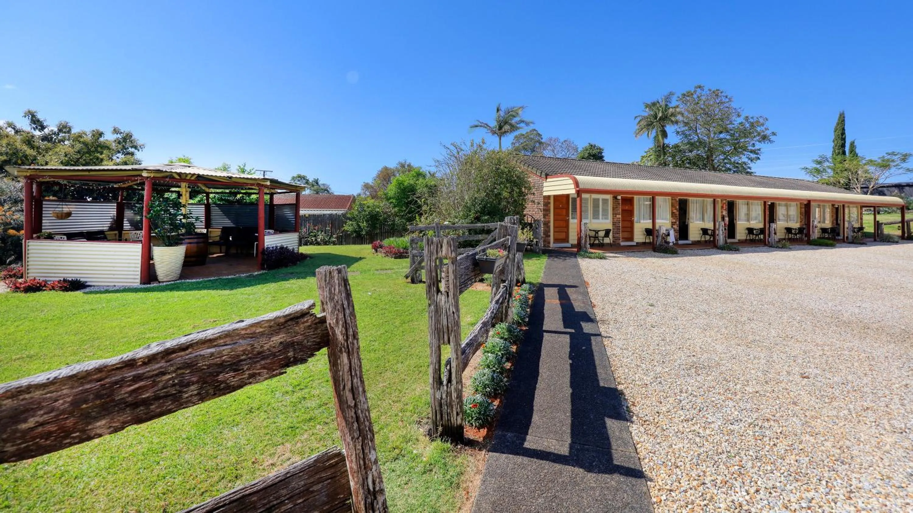 Property building in Alstonville Settlers Motel