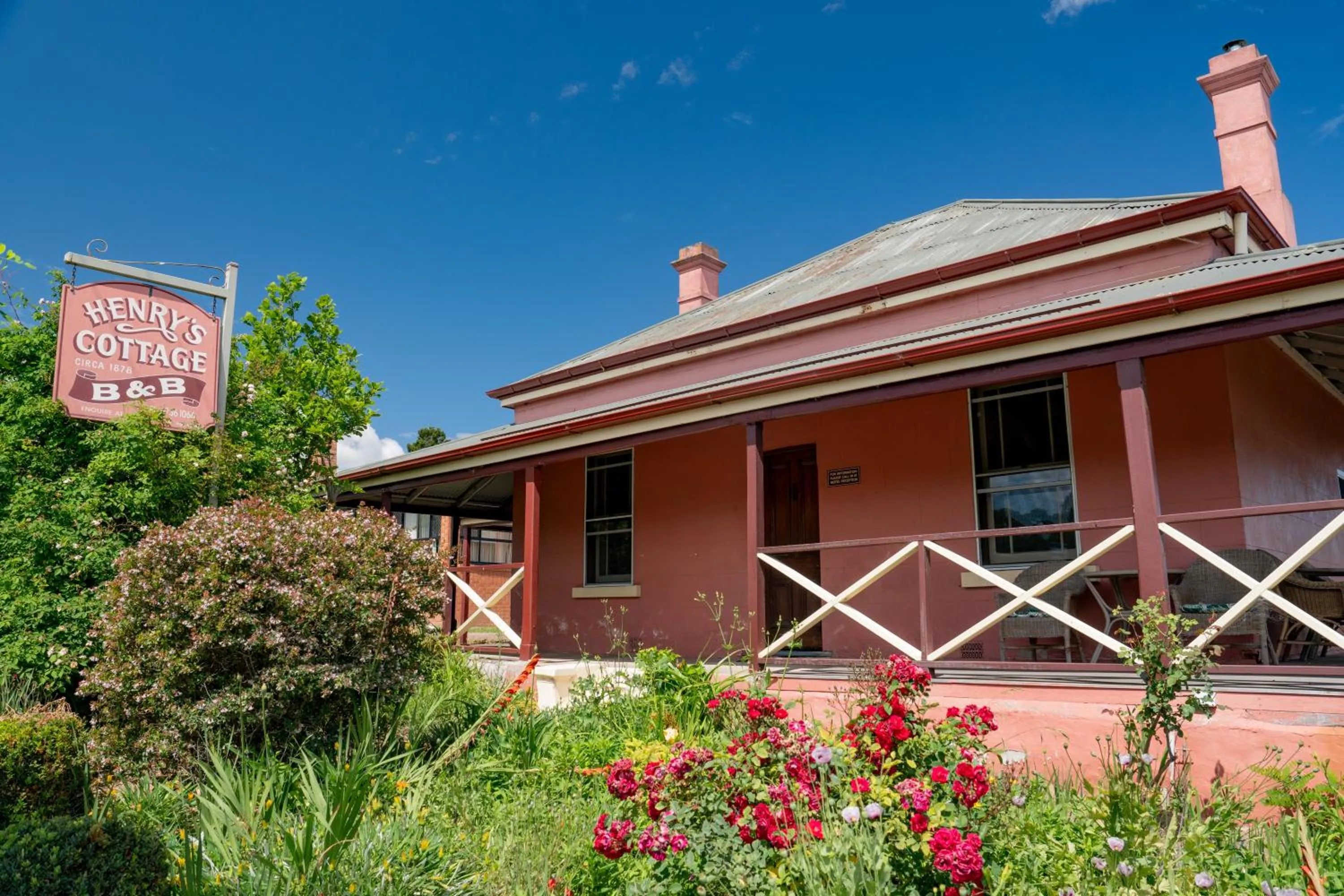 Property building in The Henry Parkes Tenterfield