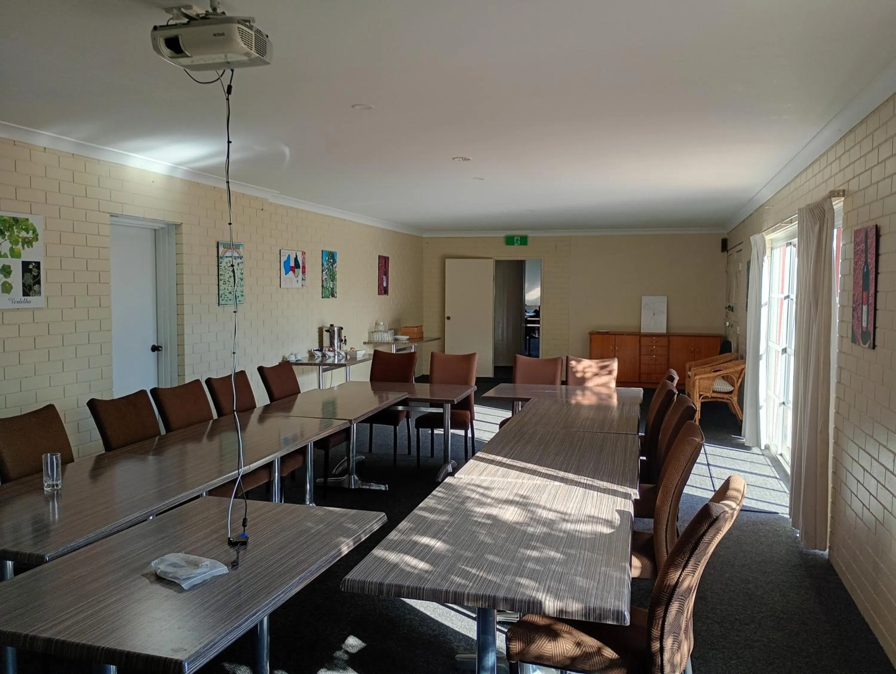 Property building in The Henry Parkes Tenterfield