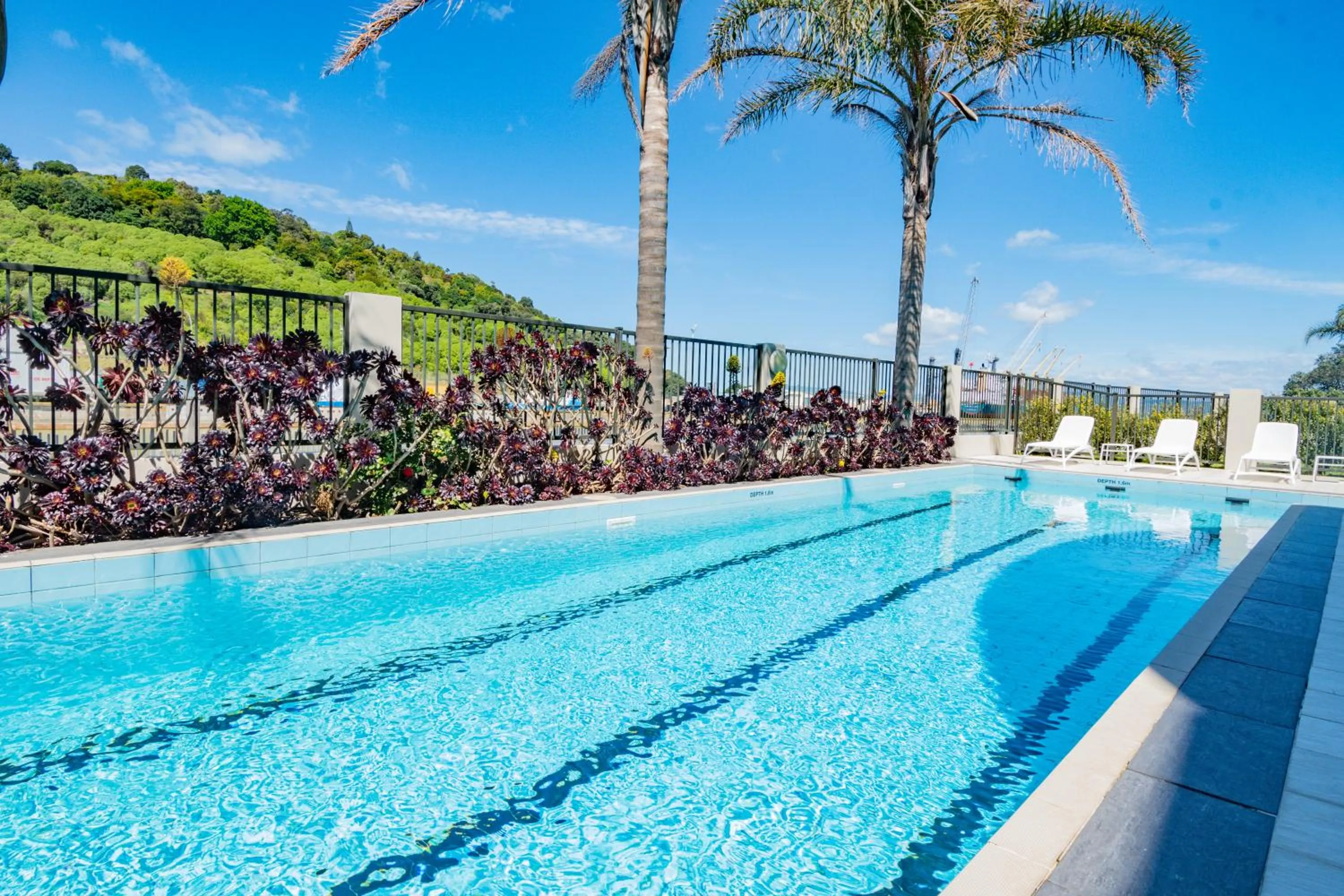 Swimming pool in Portside Hotel Gisborne