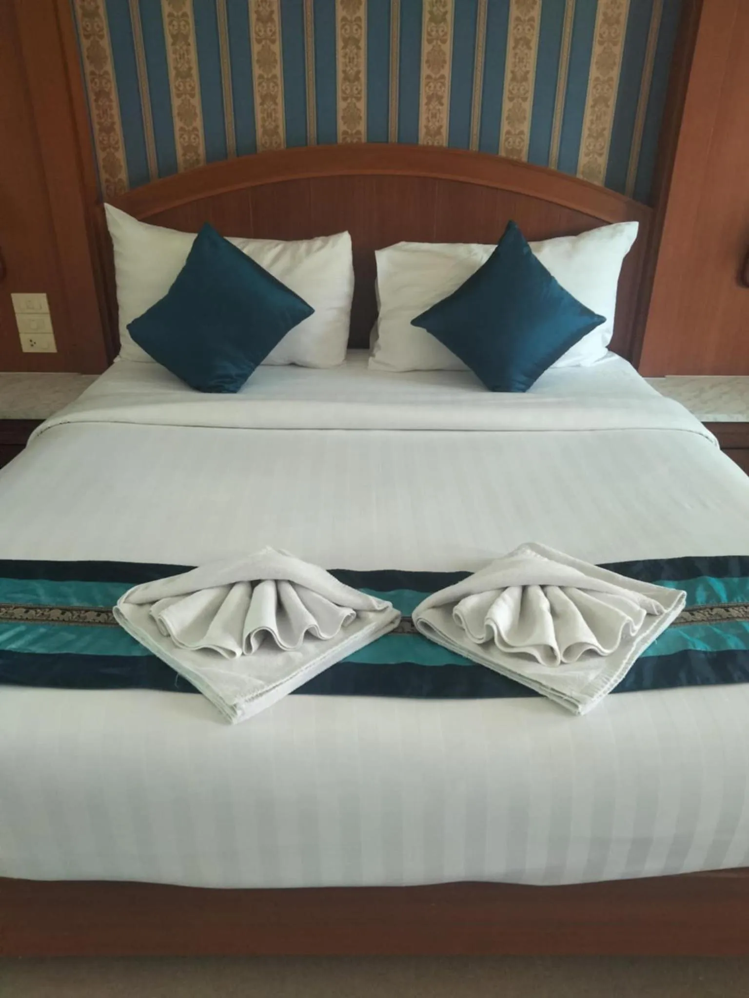 Bed in The Lion King Hotel Udonthani