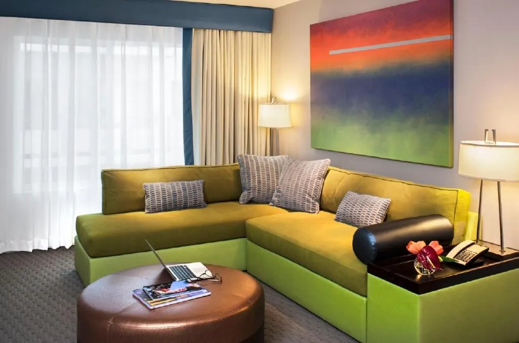 Sunset Marquis Hotel