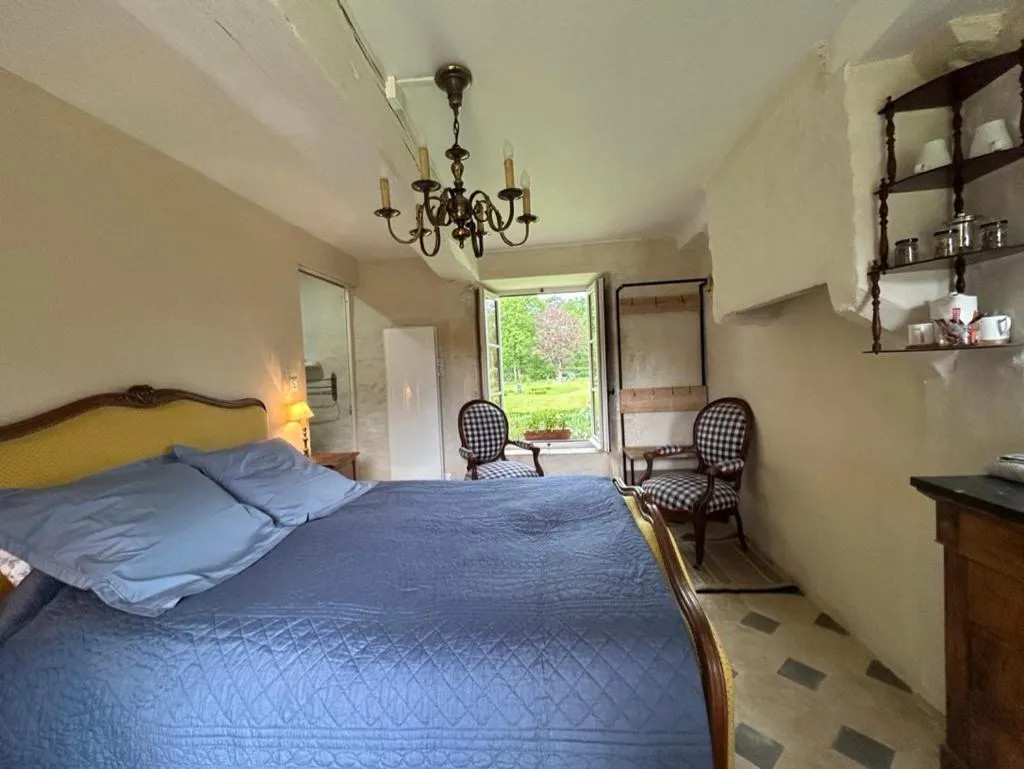 Bed in La Buffonnerie
