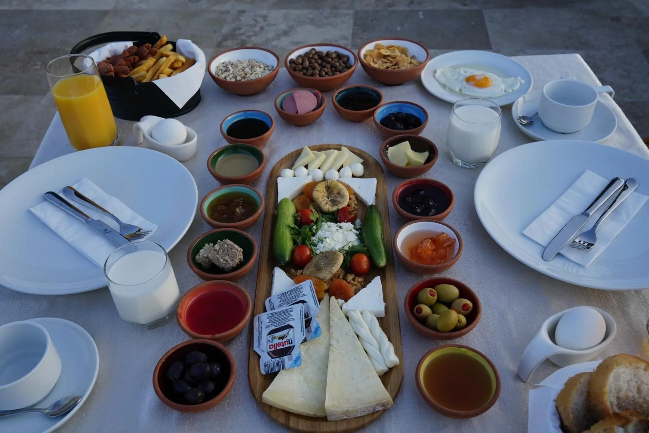 Coffee/tea facilities in Termessos Hotel