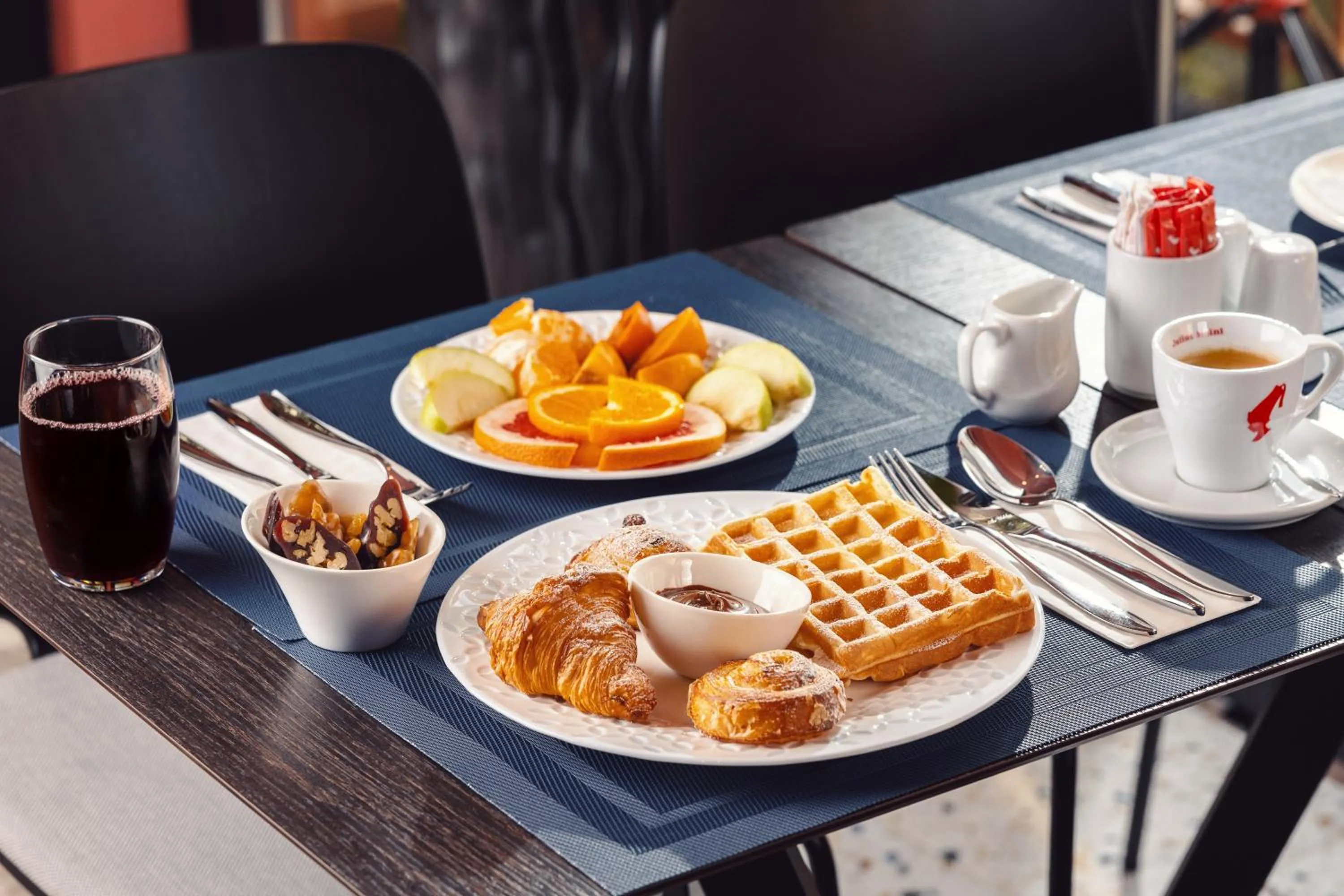 Food in Heritage Hotel and Suites