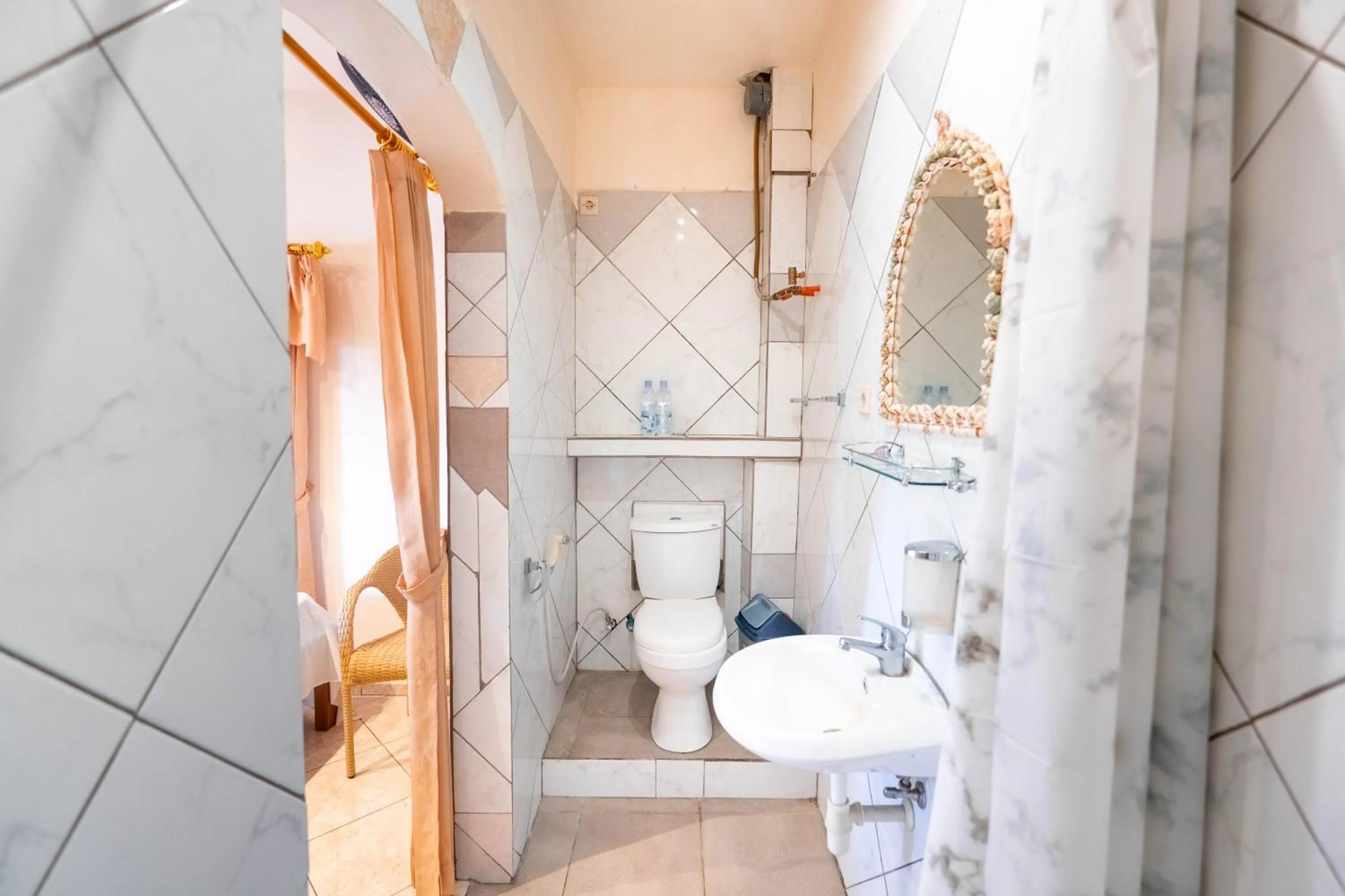 Toilet in Deutsches-Eck Rikesti