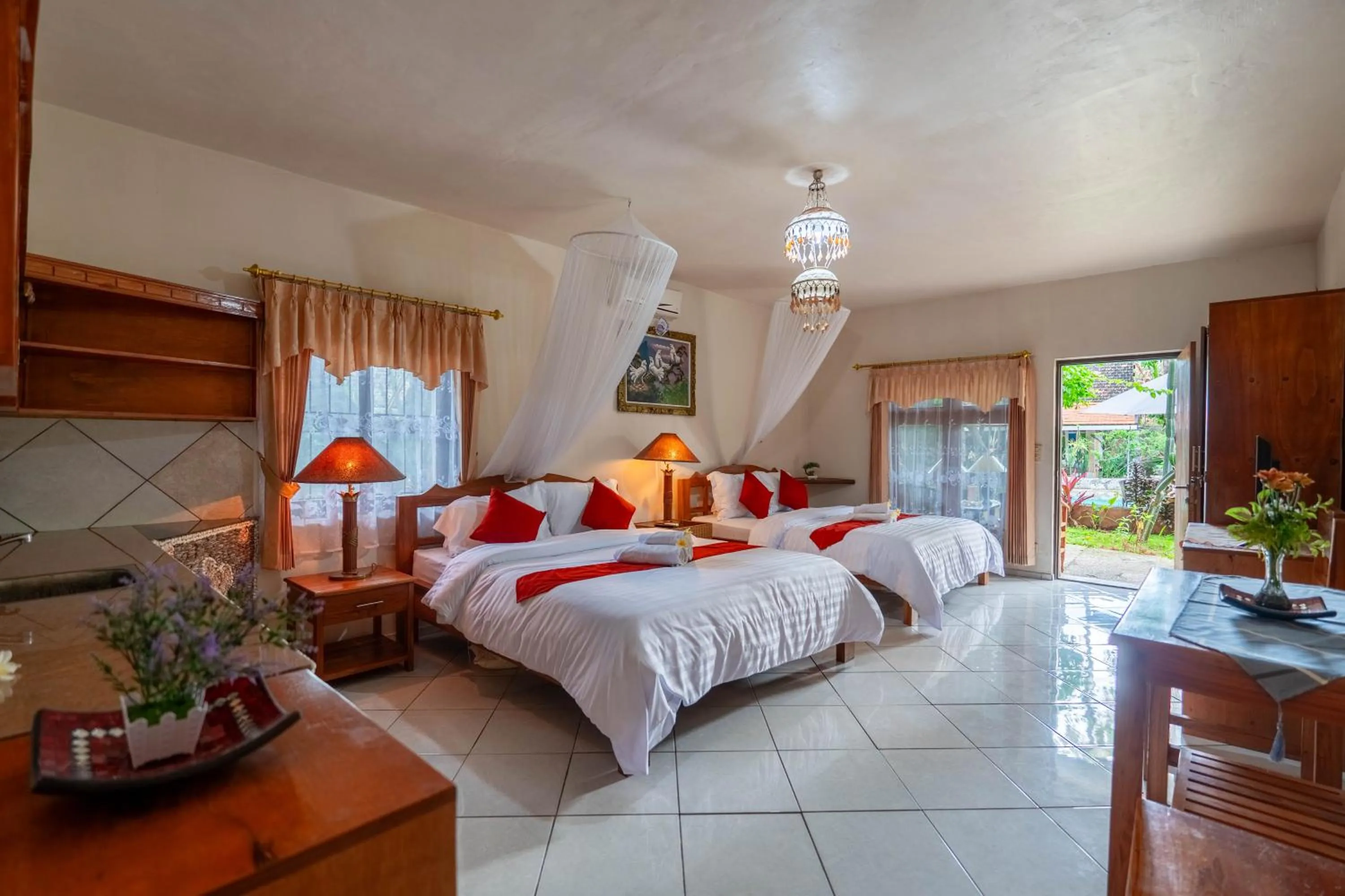 Bedroom, Bed in Deutsches-Eck Rikesti