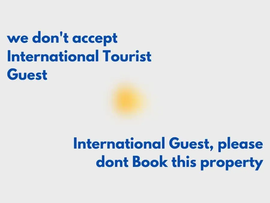 Twin Room in Green Surabaya Homey Syariah Twin Room in Green Surabaya Homey Syariah