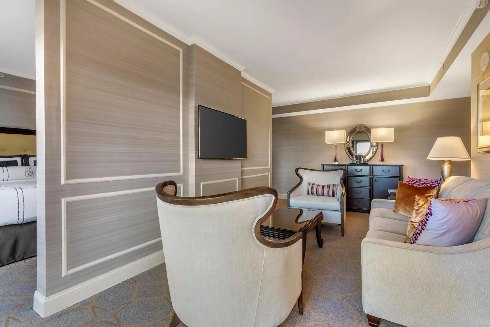 Photo of the whole room in Omni Shoreham Hotel