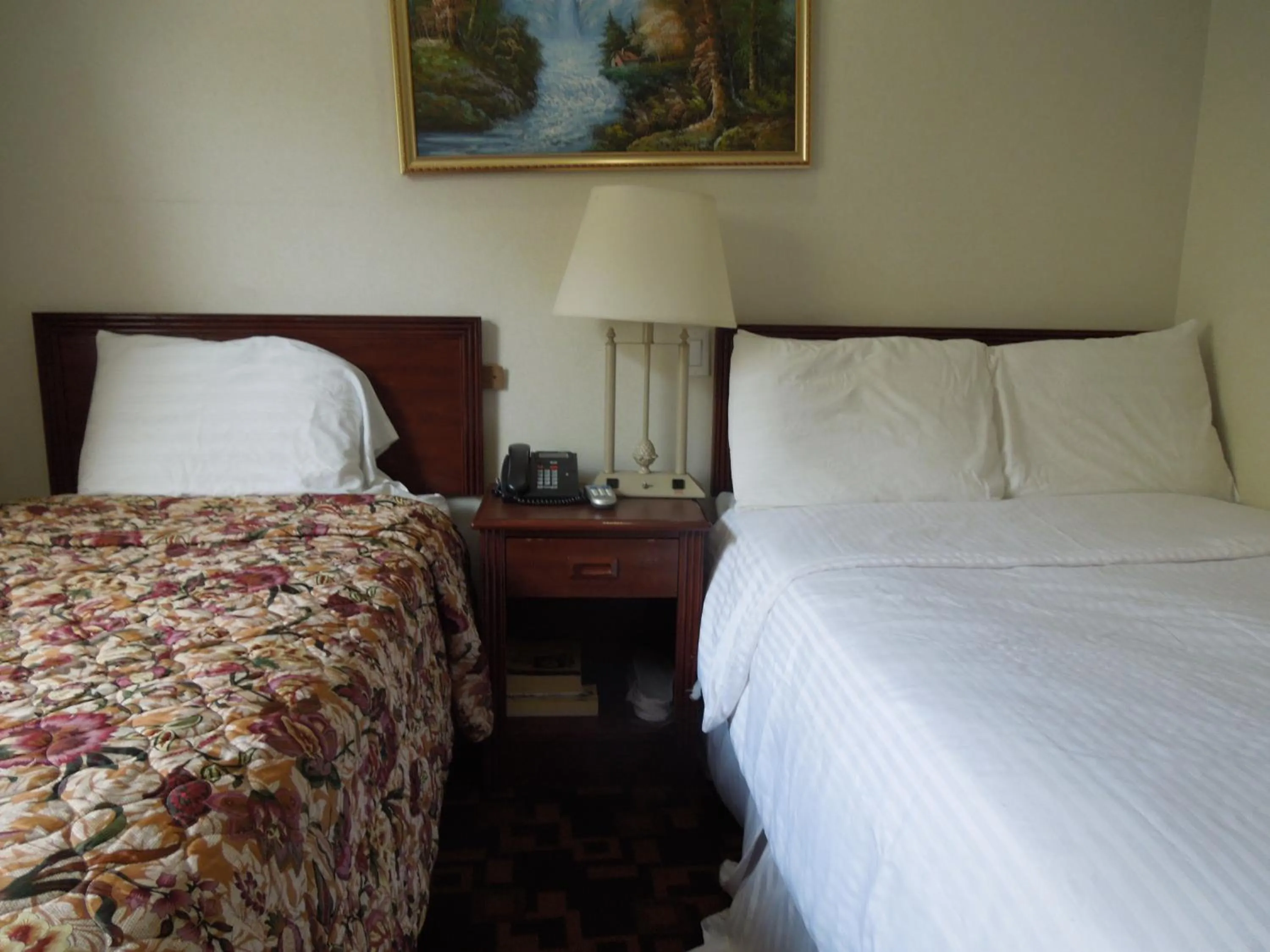 Bed in Windsor Hotel