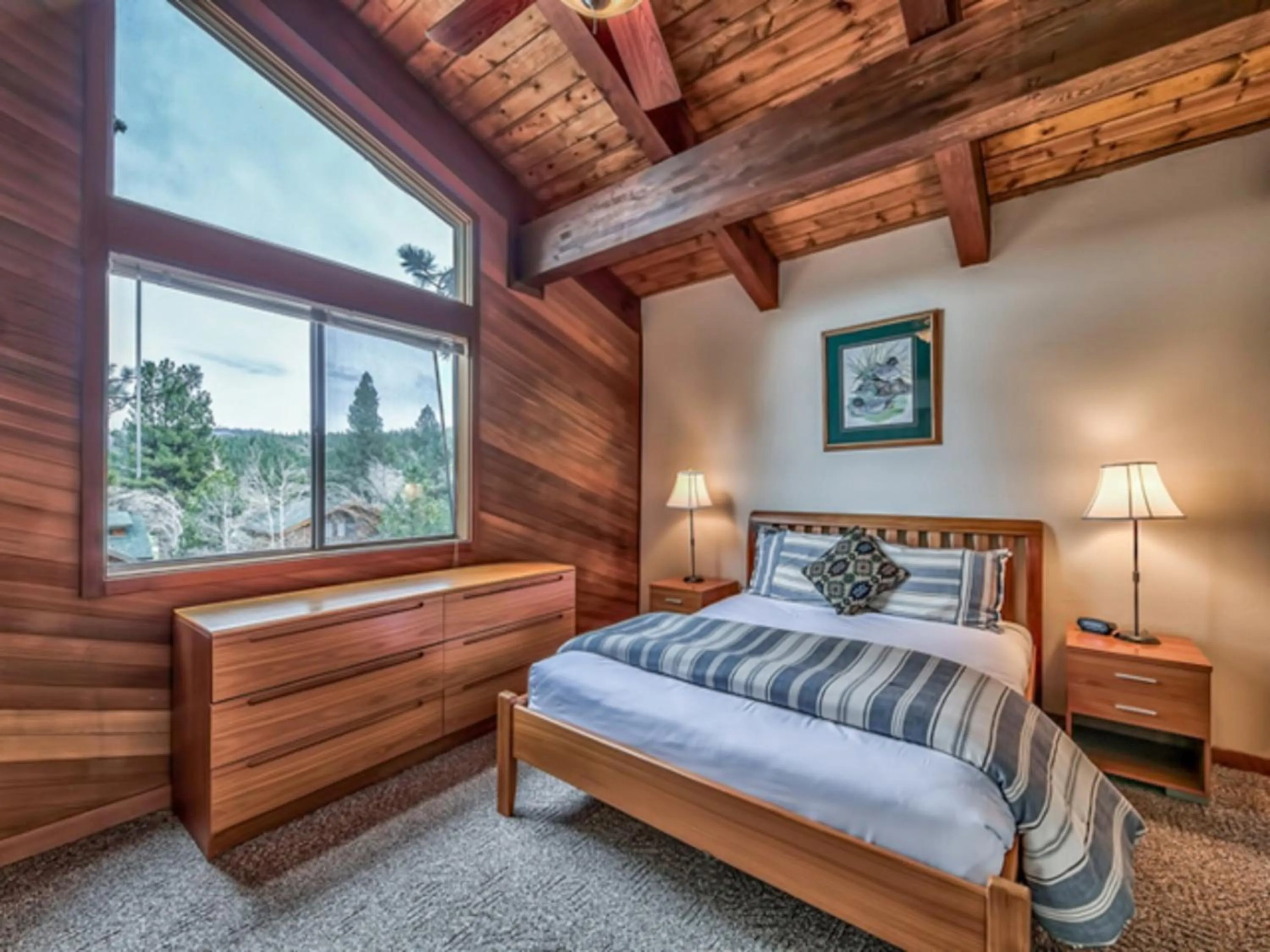 Bedroom, Bed in Northstar California Resort
