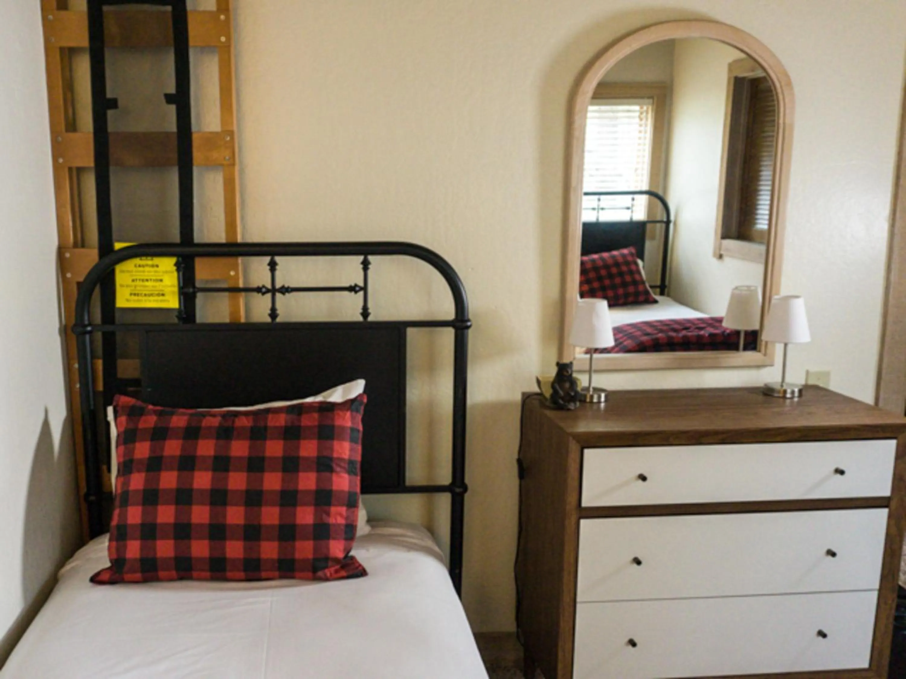 Bedroom, Bed in Northstar California Resort