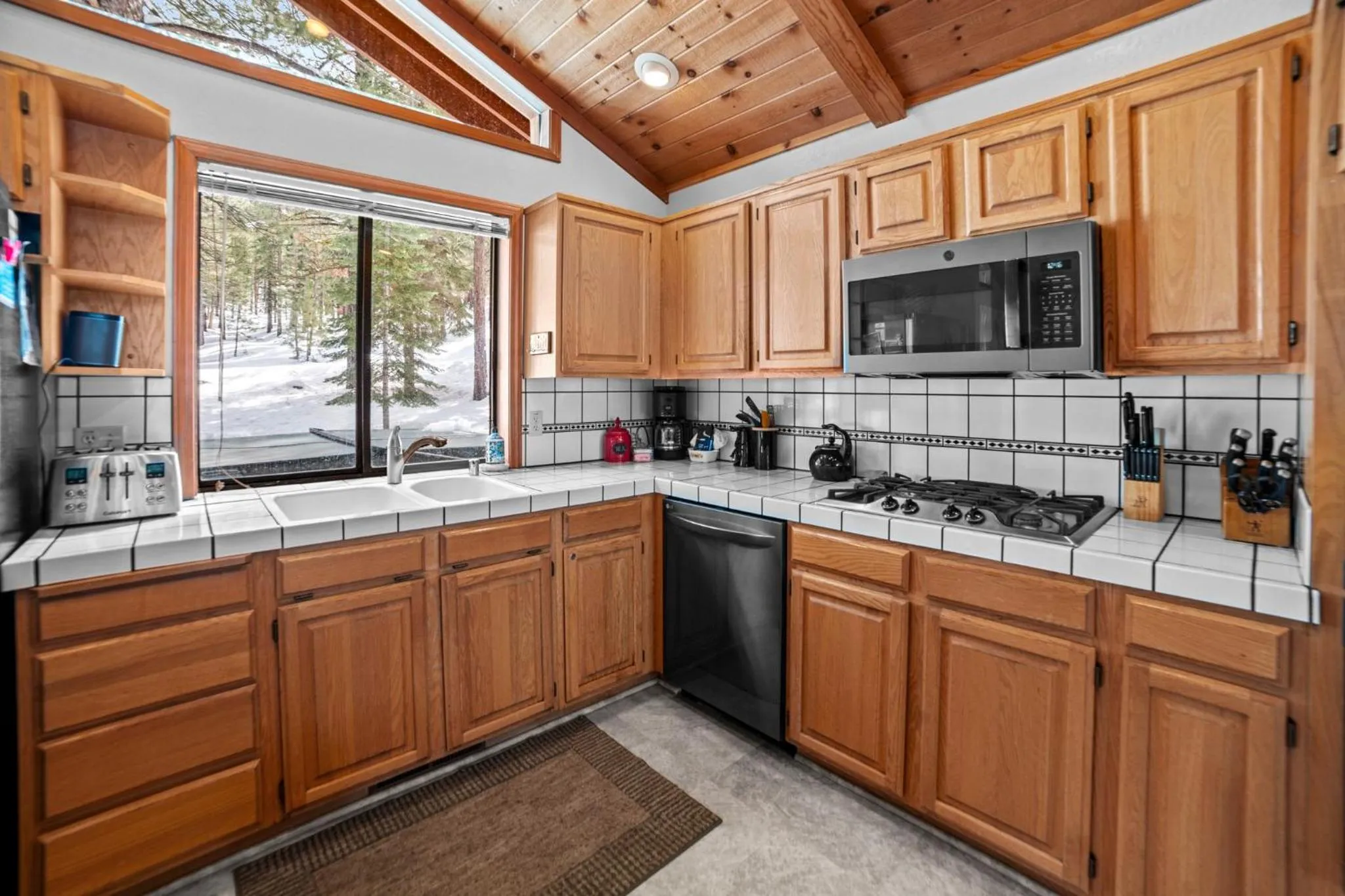 Kitchen or kitchenette in Northstar California Resort