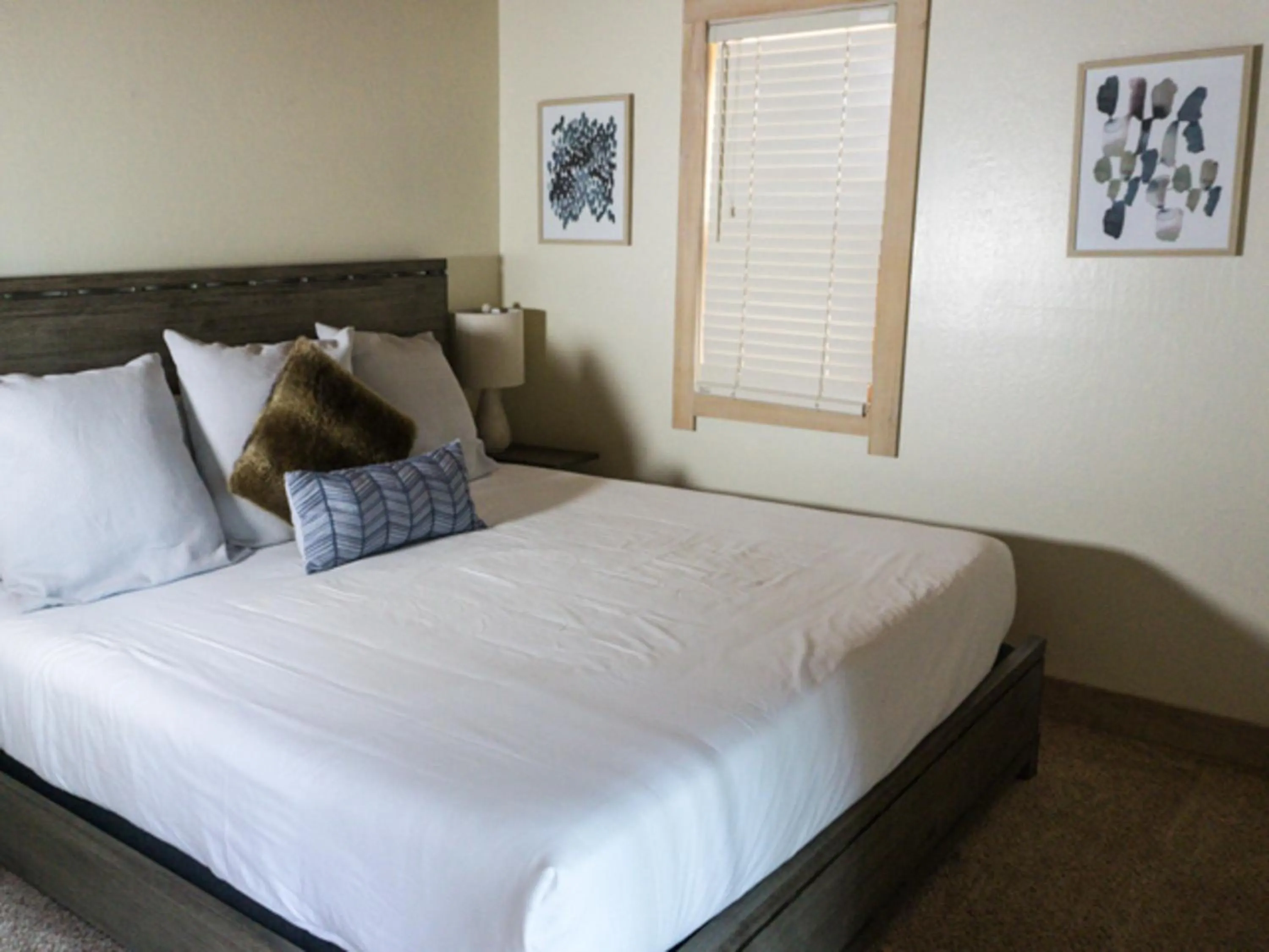 Bedroom, Bed in Northstar California Resort