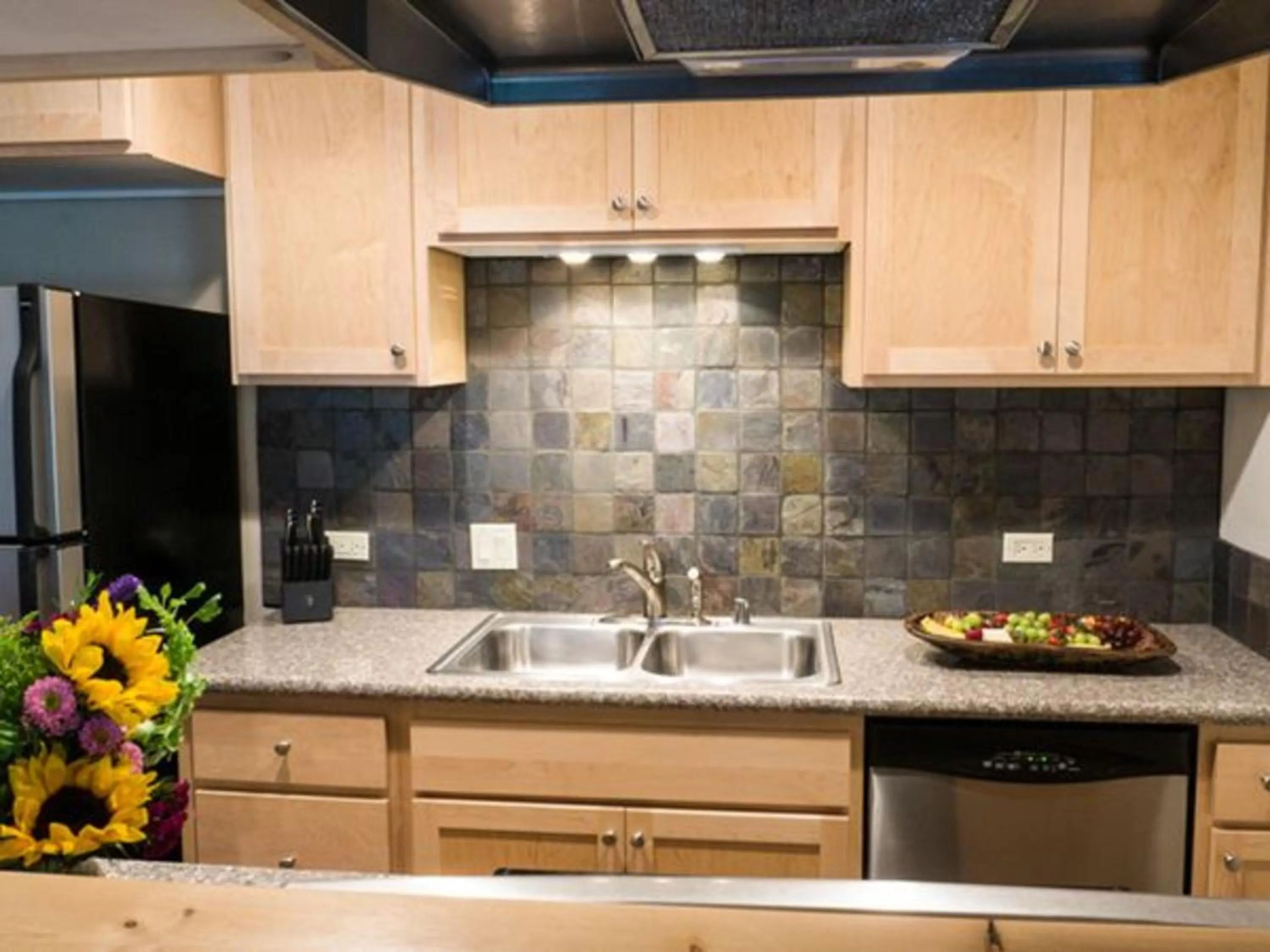 Kitchen or kitchenette in Northstar California Resort