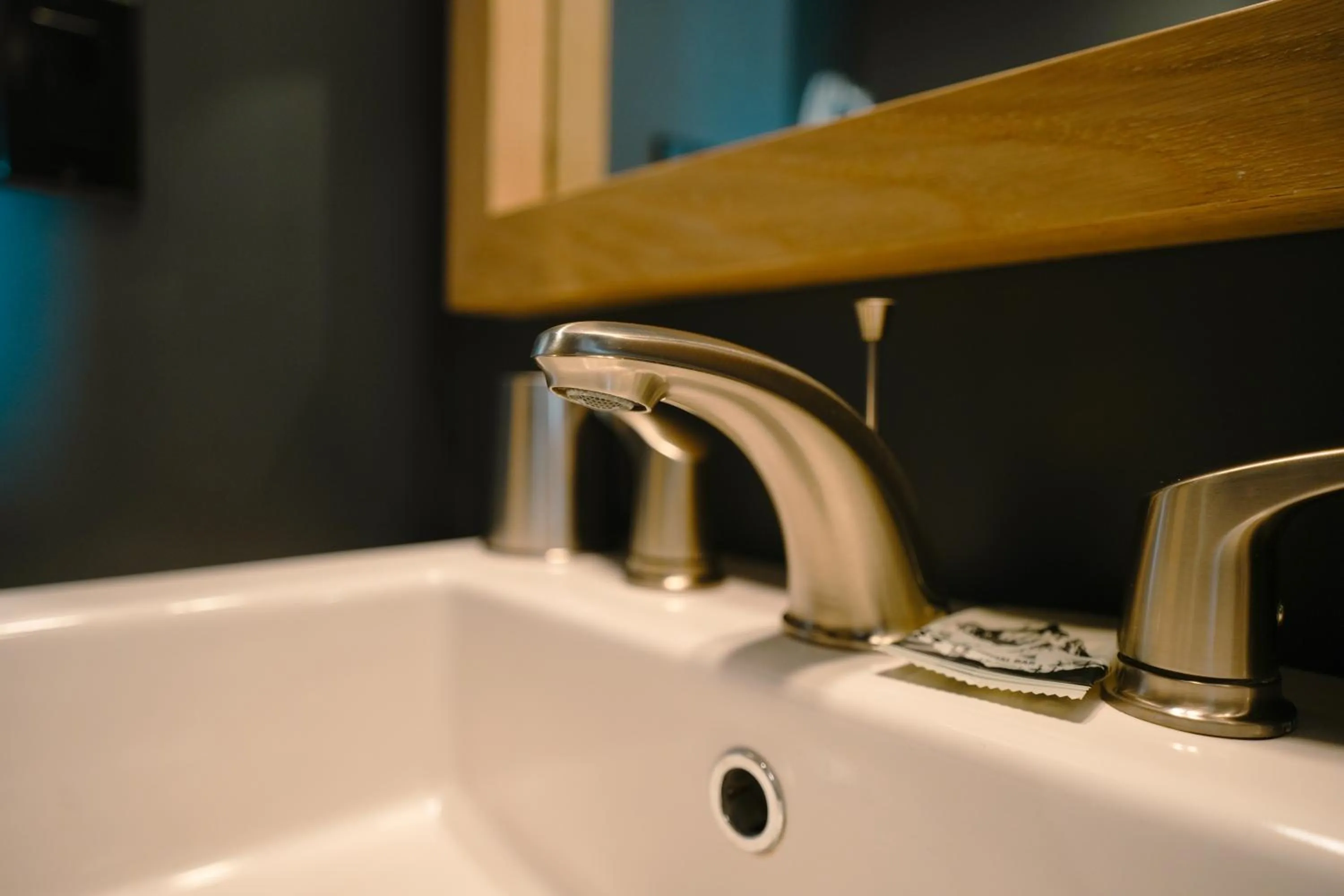 Bathroom in Raven Inn Whitehorse