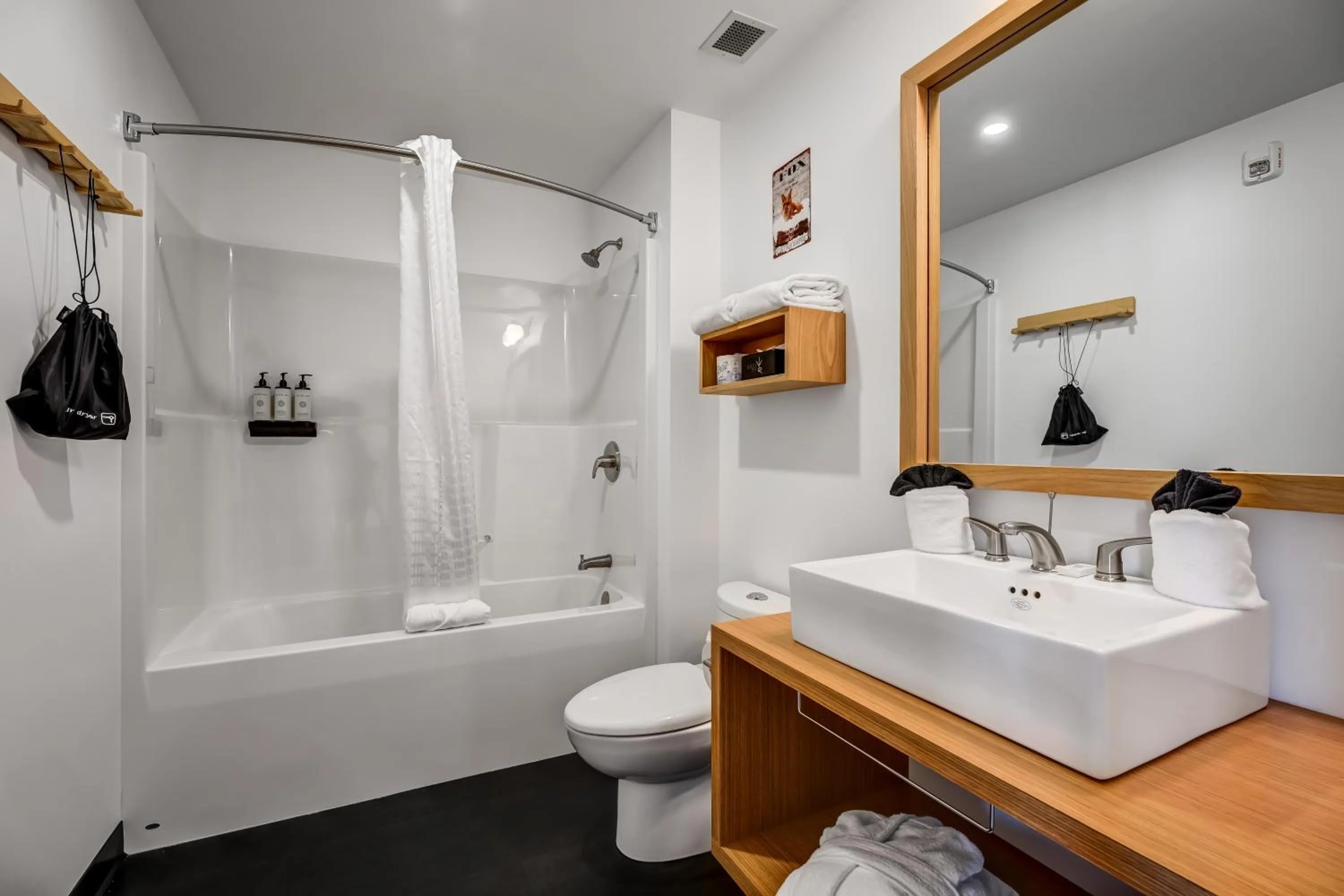 Shower in Raven Inn Whitehorse