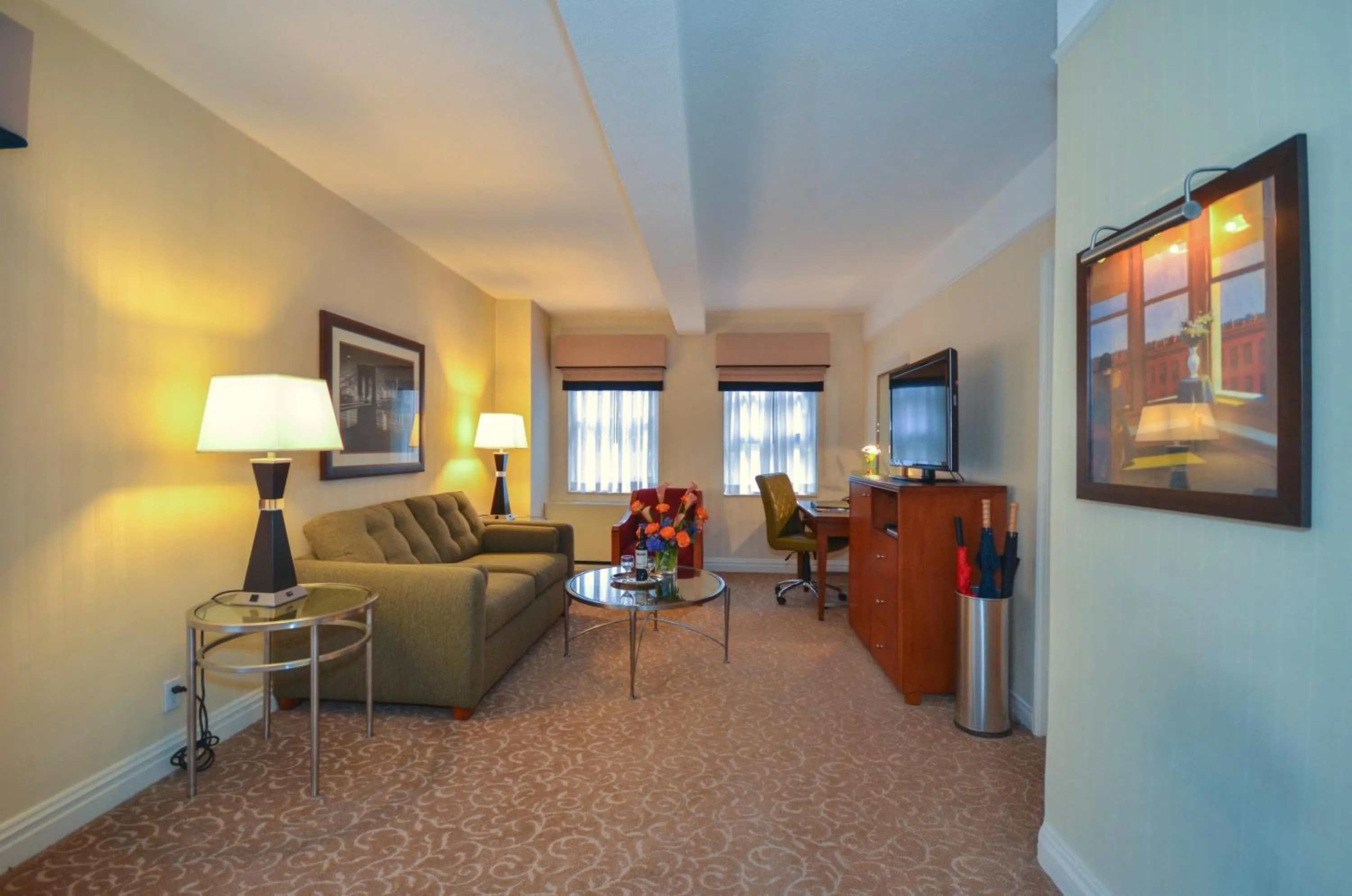 Living room in San Carlos Hotel New York