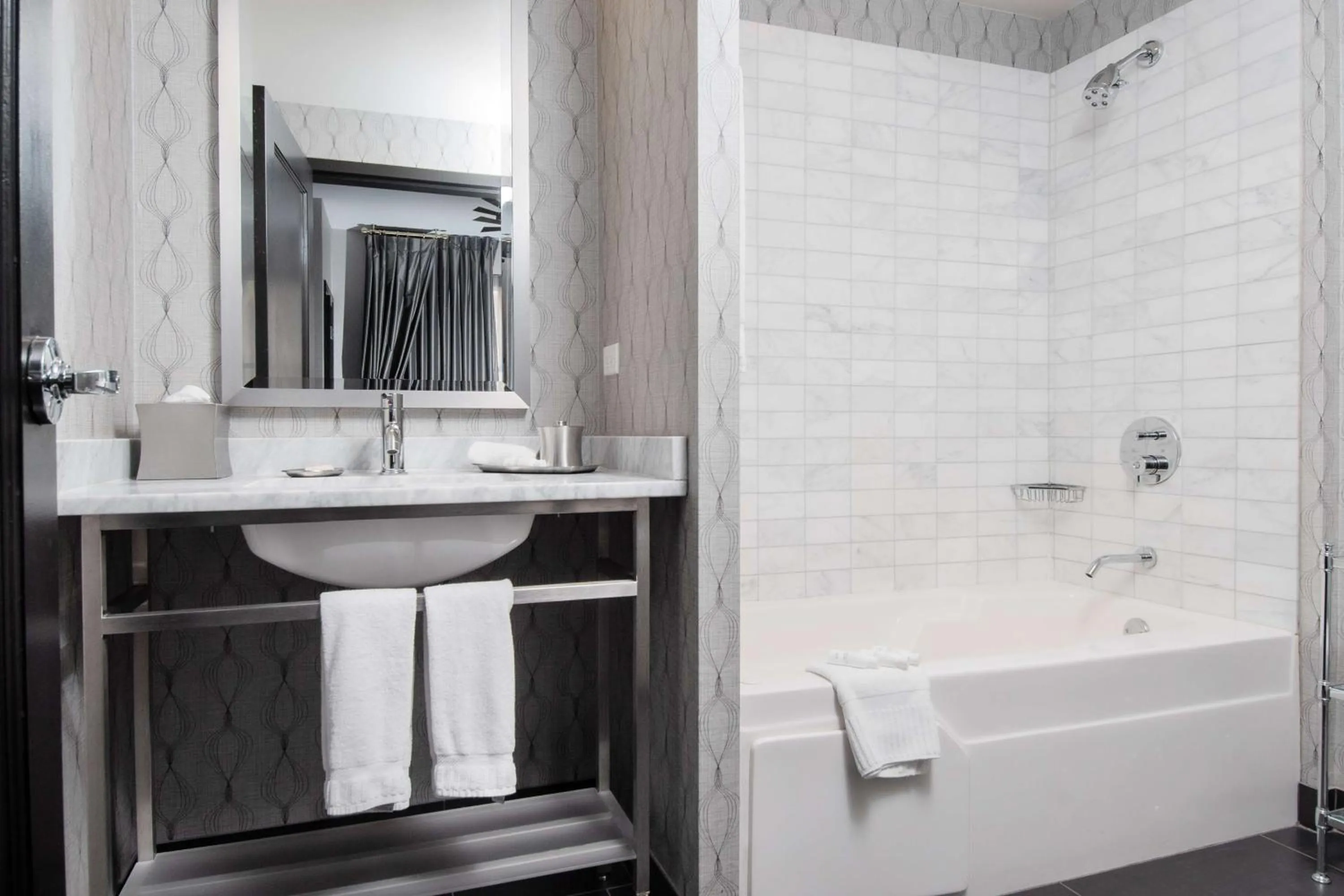 Bathroom in The Allegro Royal Sonesta Hotel Chicago Loop