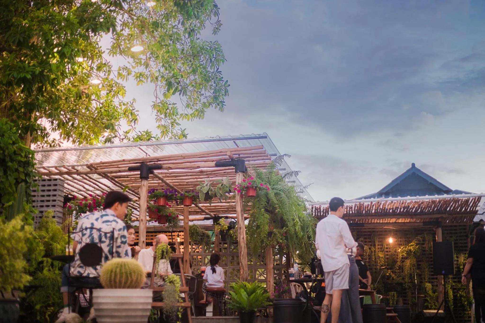 Baannokhook Home&Cafe