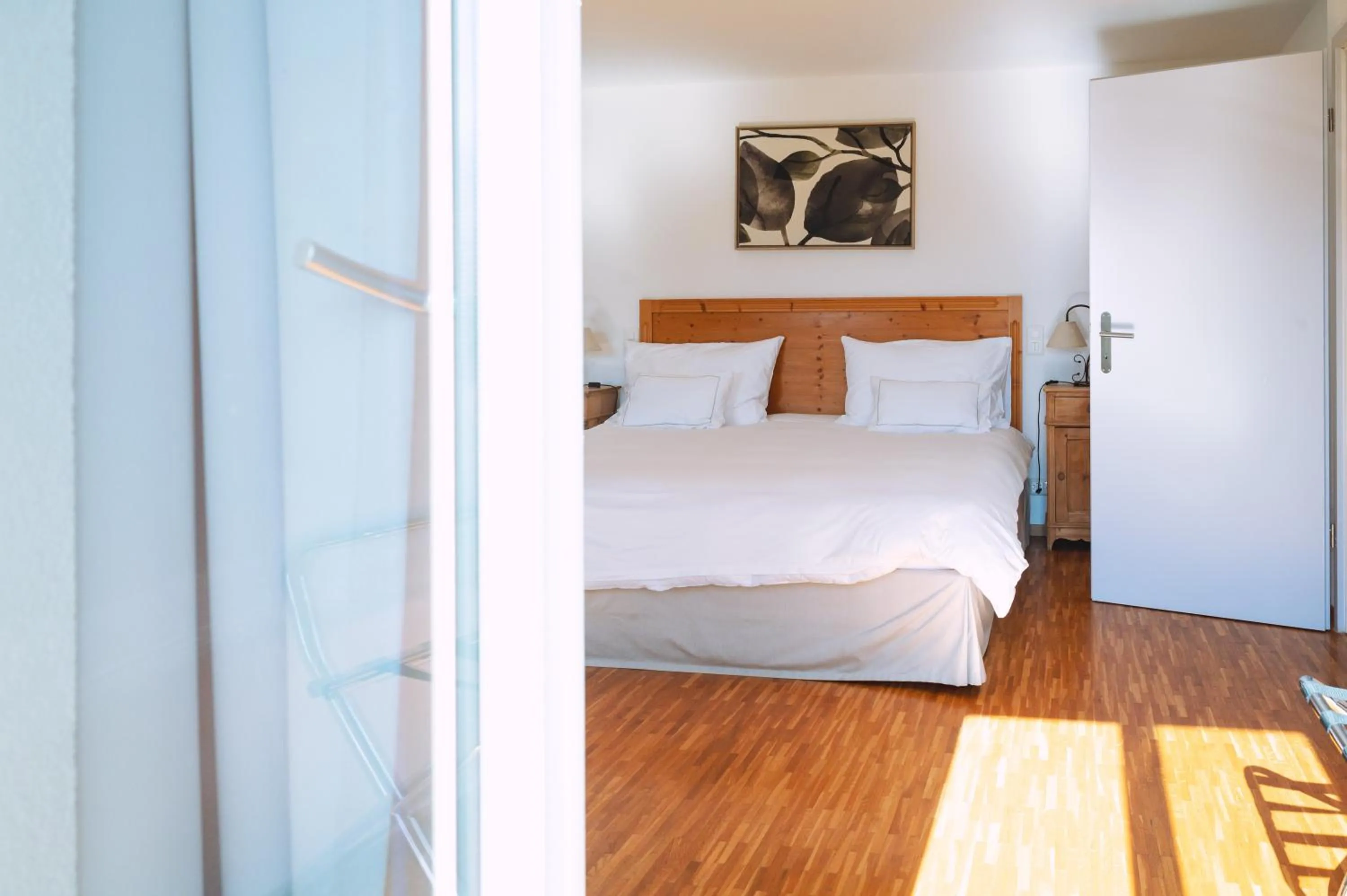 Bedroom, Bed in Les Montagnards