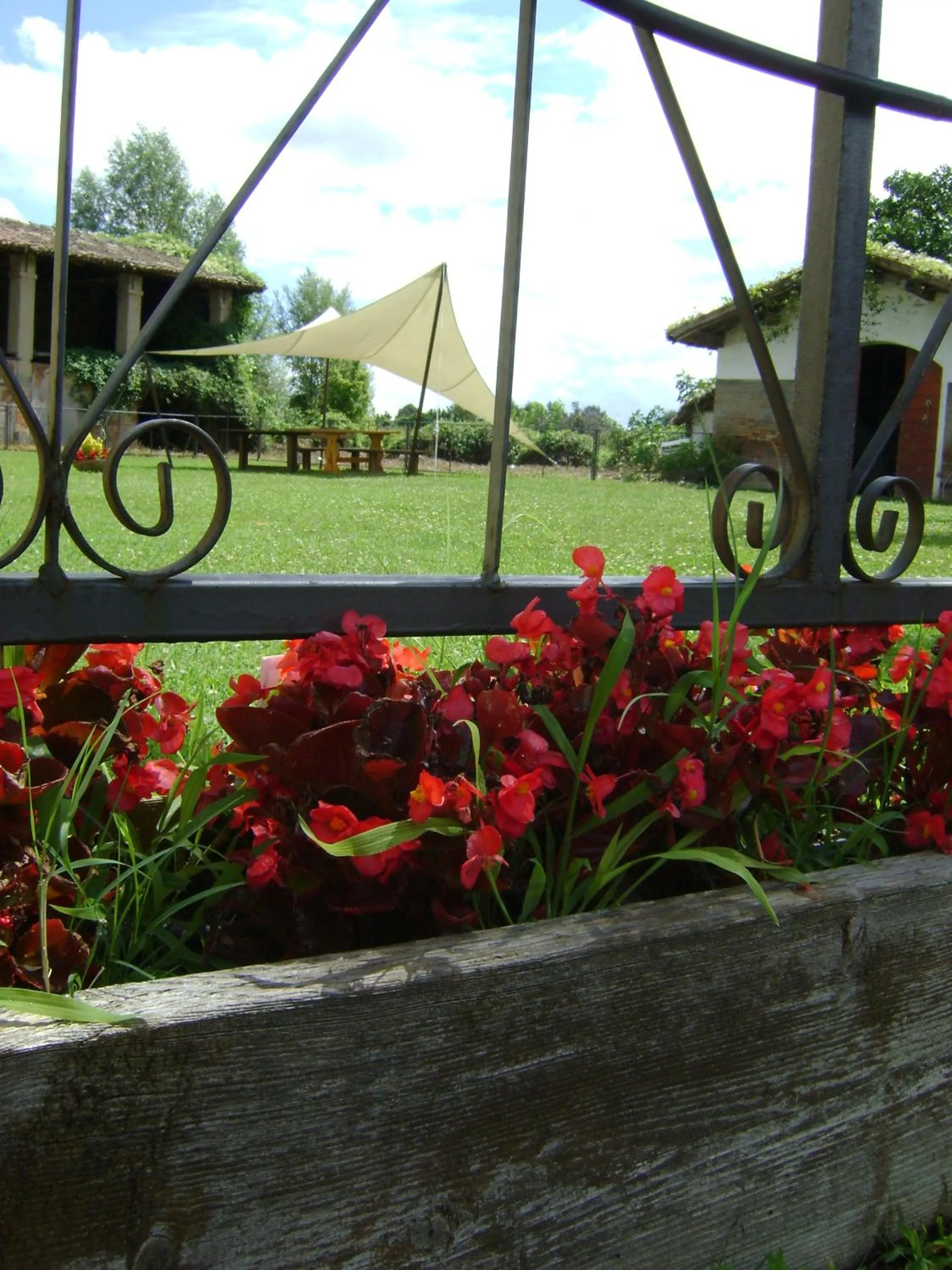 Property building in Fondo Riso