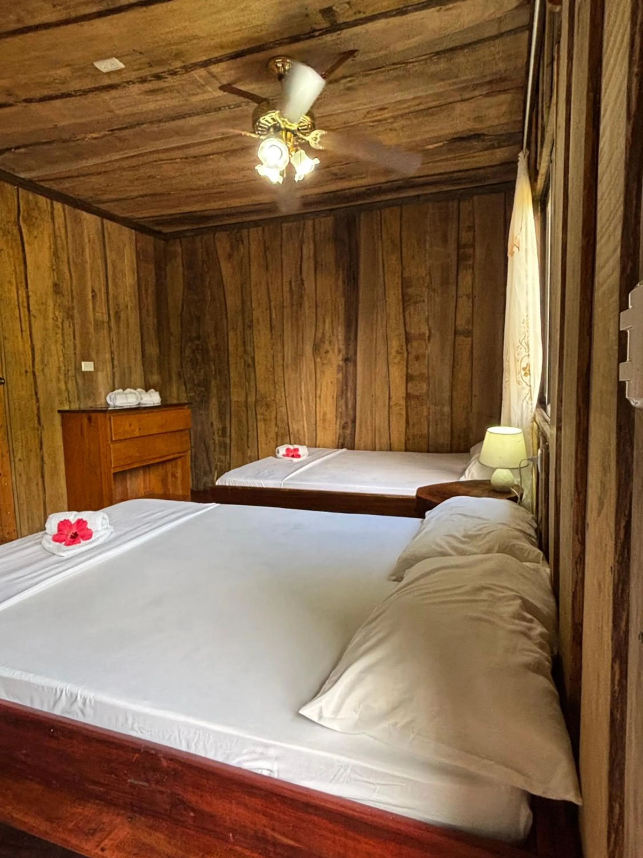 Bed in Citronela Lodge Corcovado