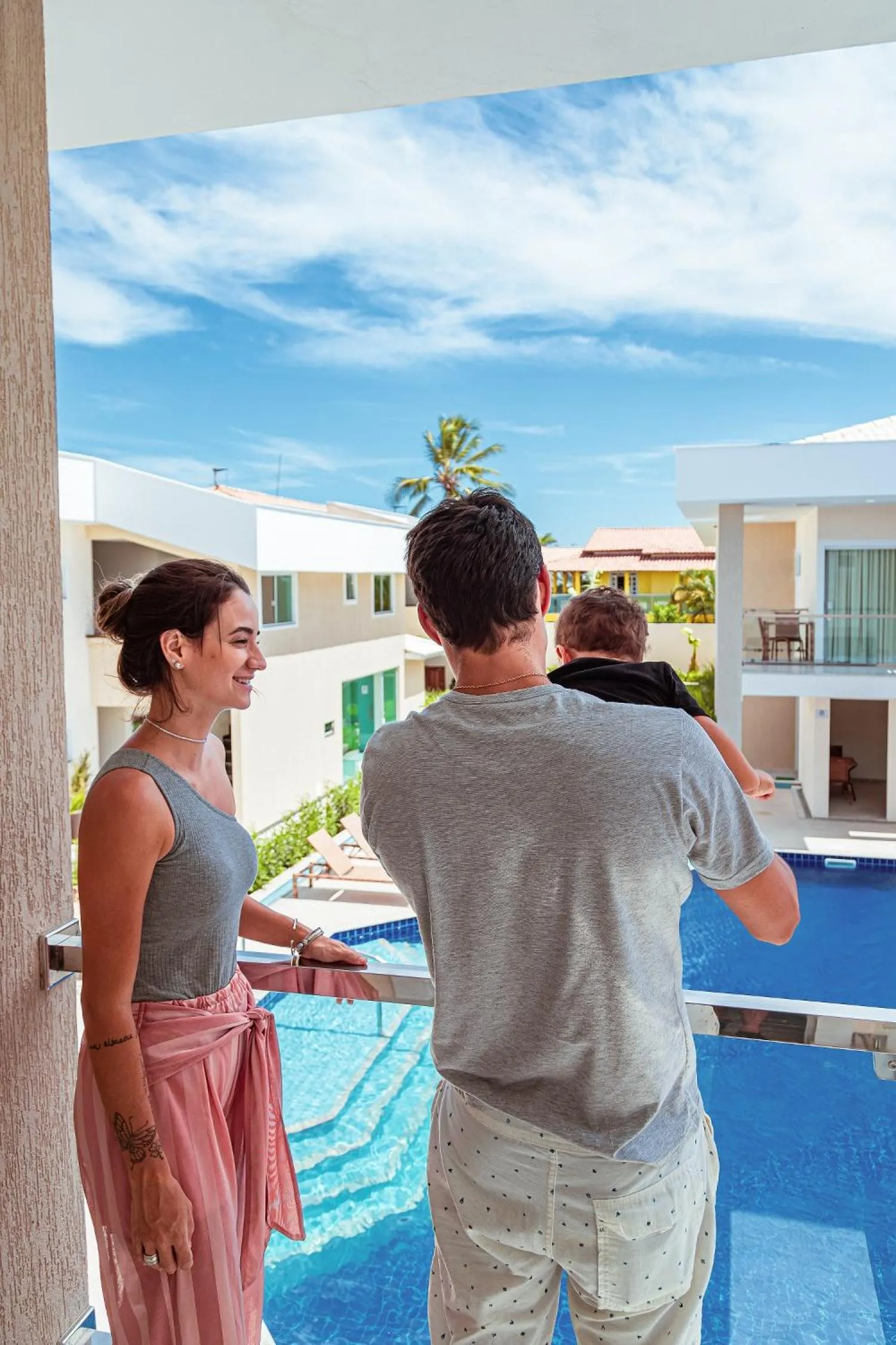 People in Orquídeas Praia Hotel