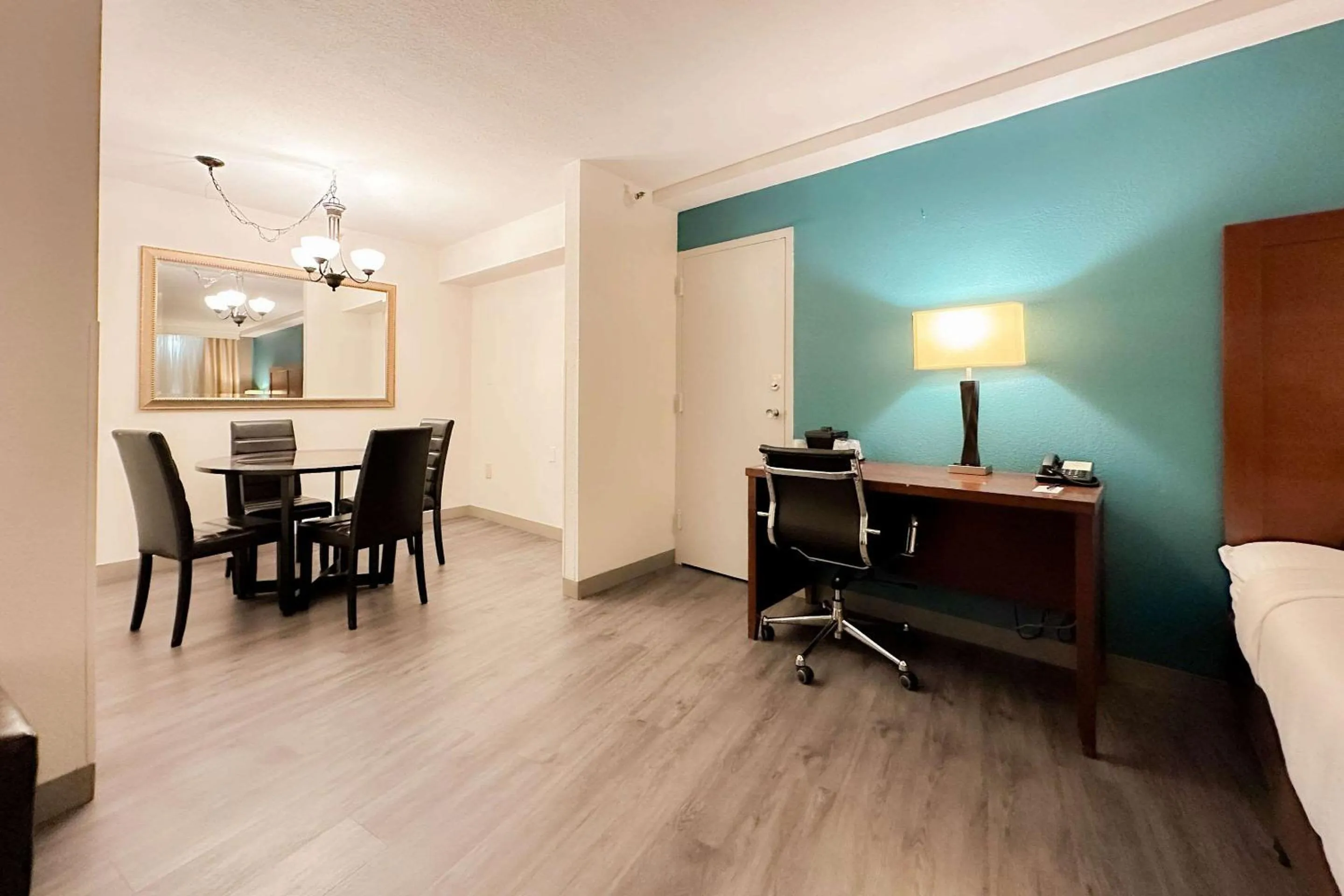 Bedroom in Comfort Inn & Suites Kissimmee by the Parks